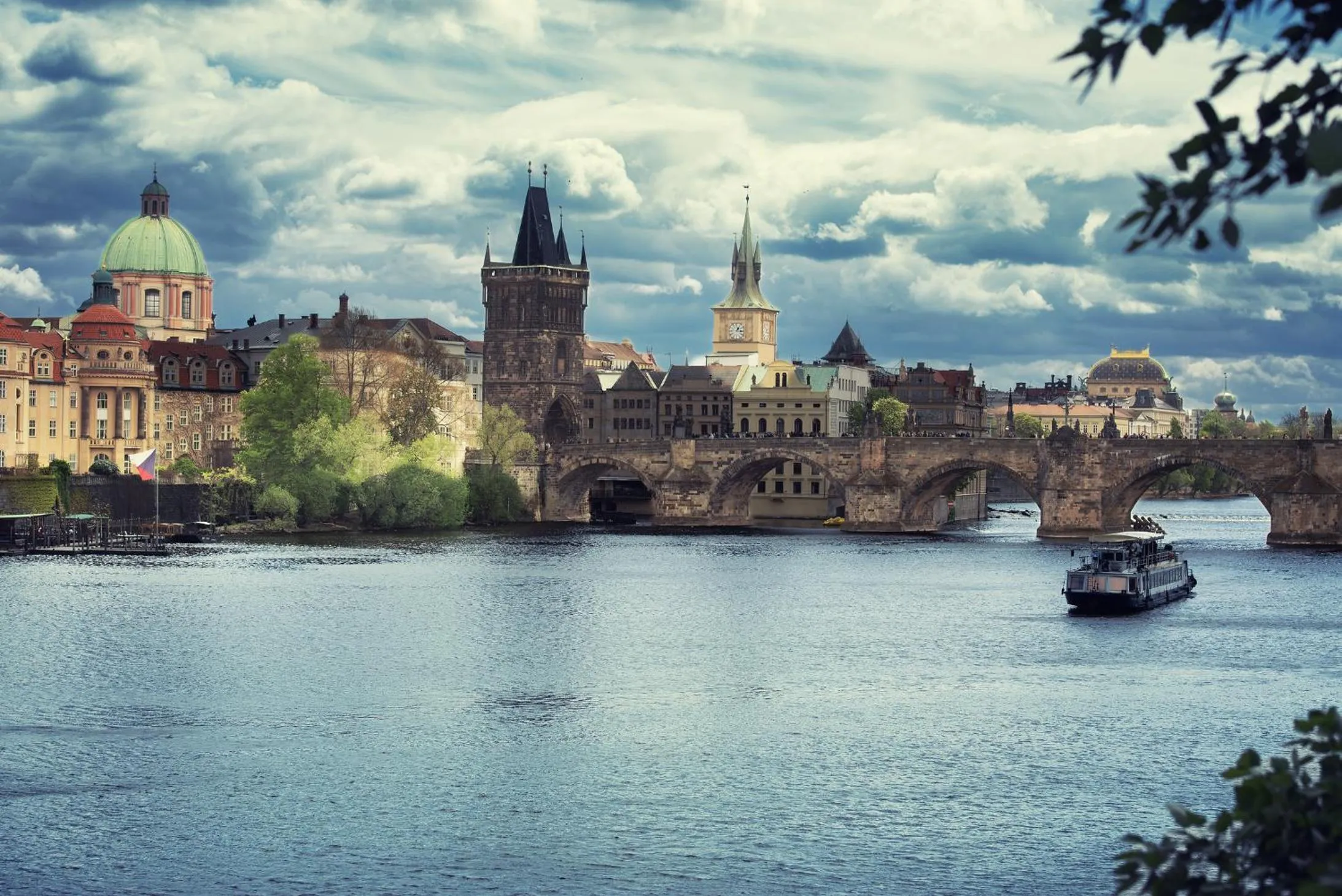 Nearby landmark in White Swan Boutique Apartments