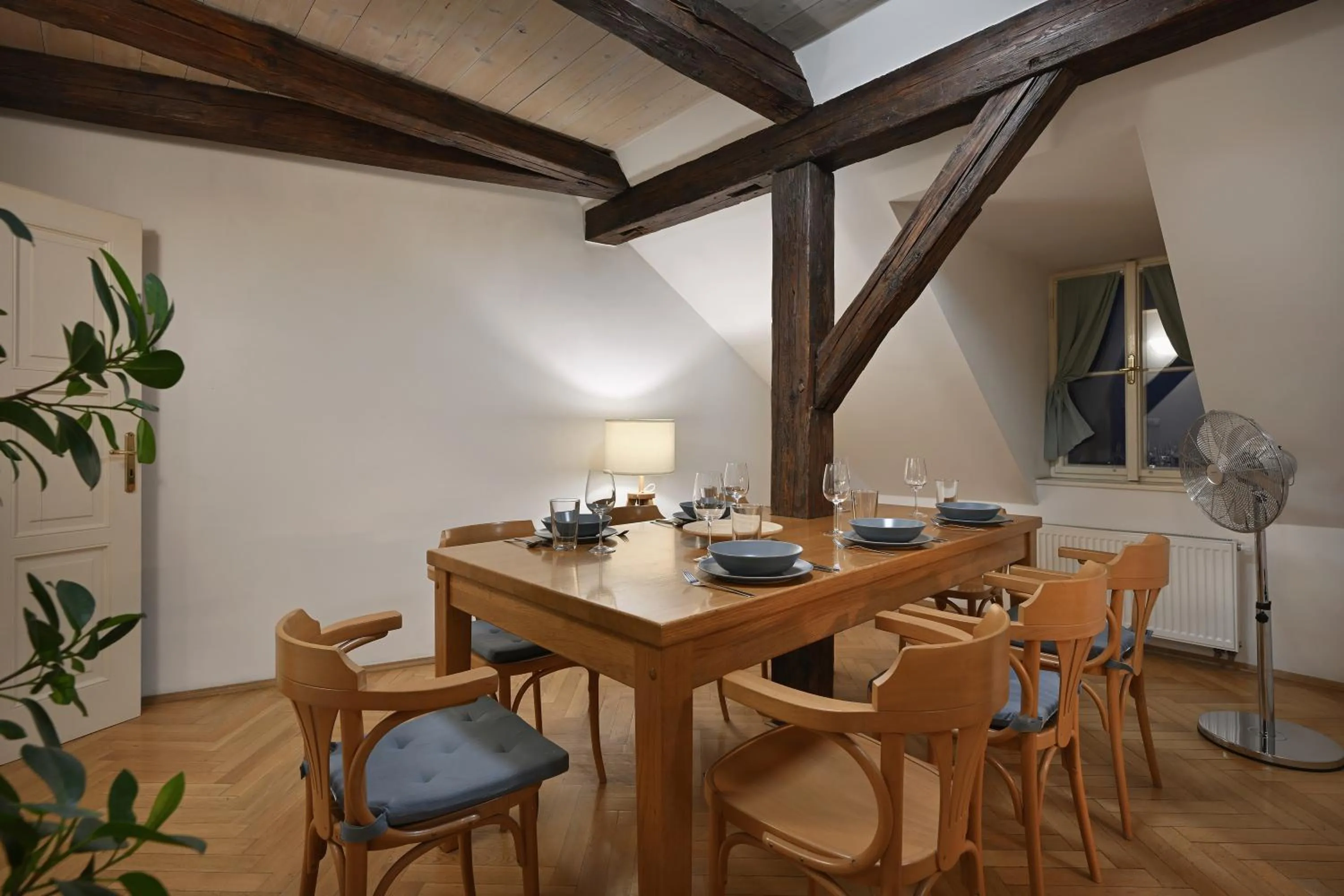 Dining area in White Swan Boutique Apartments