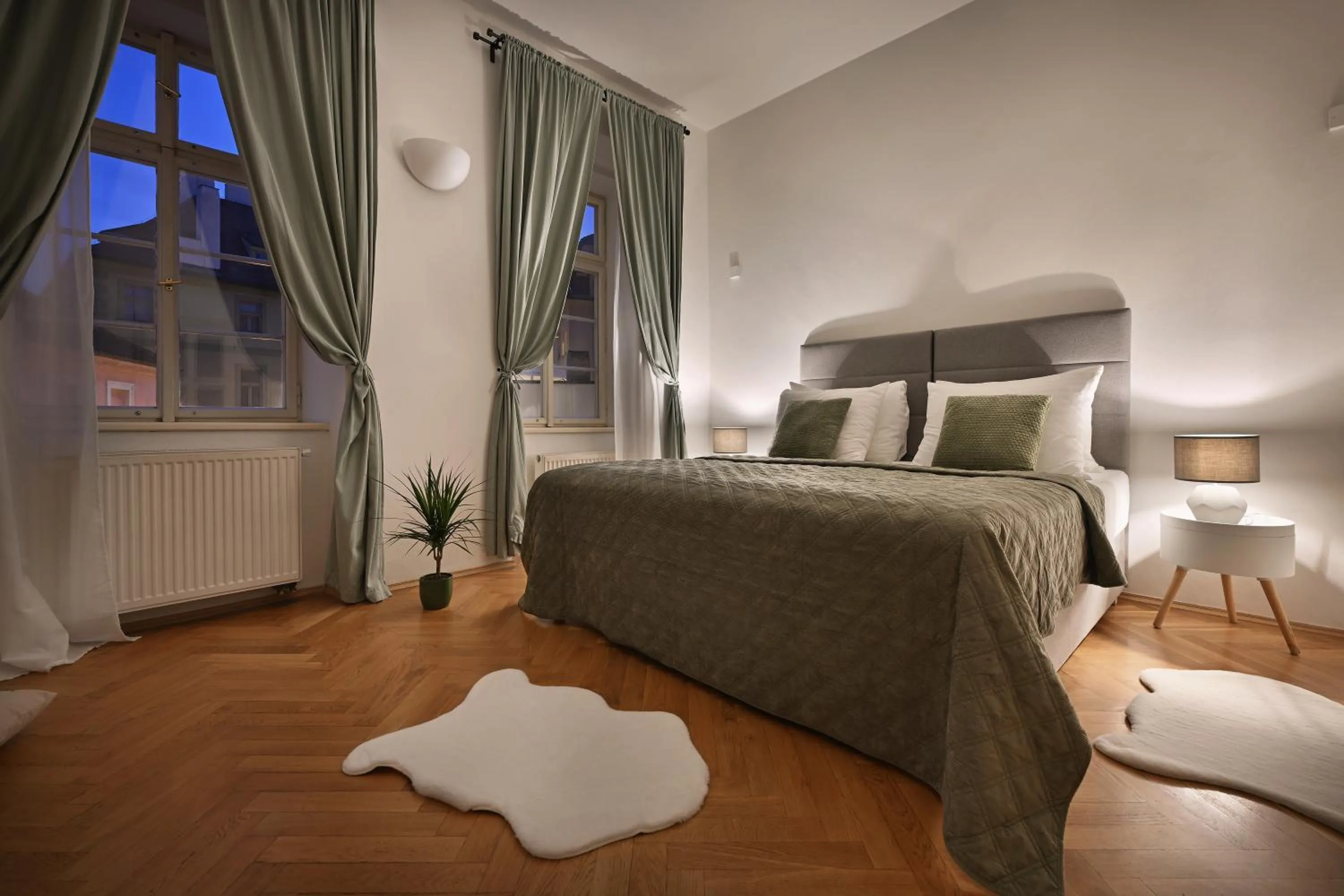 Bed in White Swan Boutique Apartments