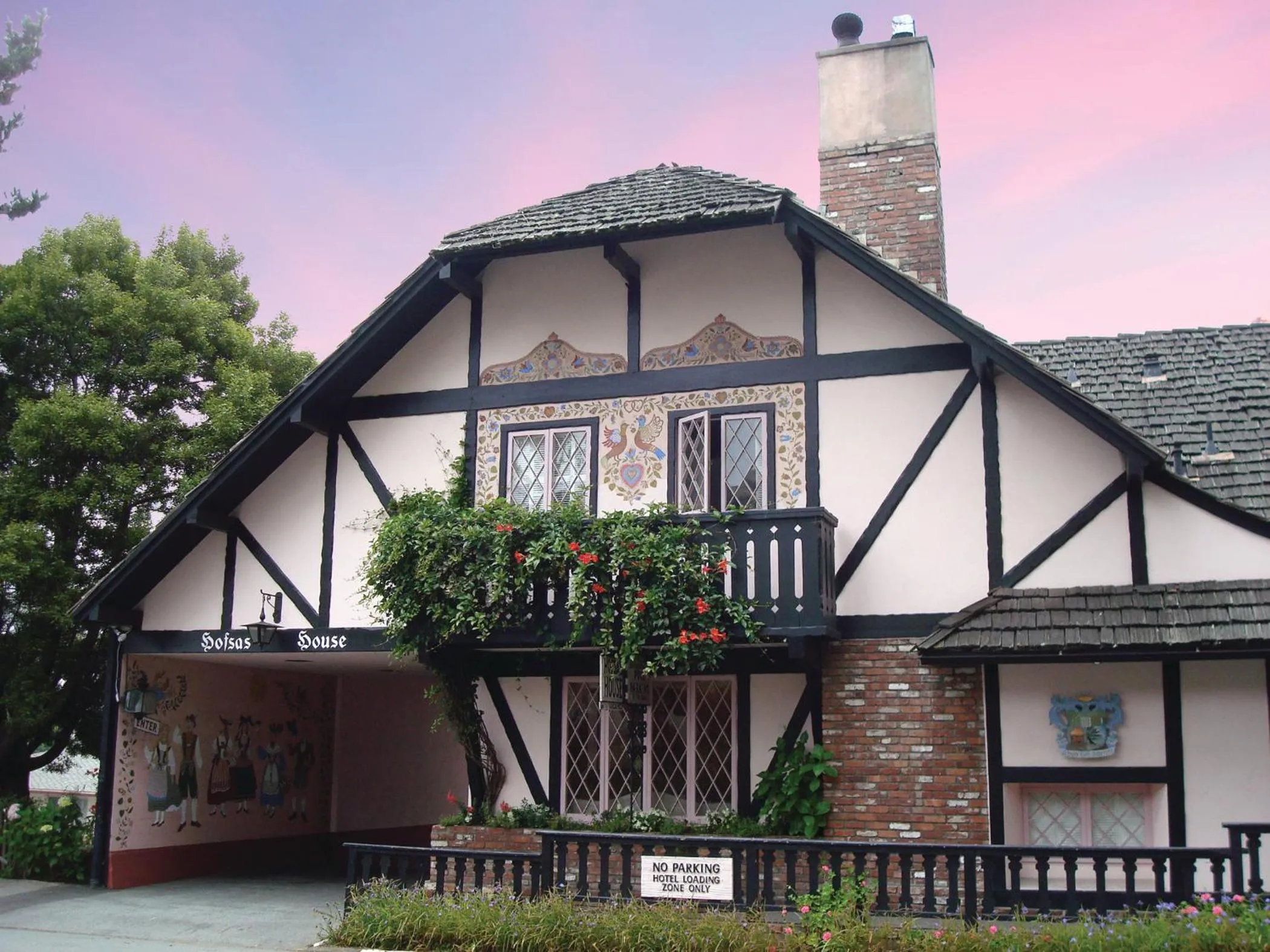 Facade/entrance in Hofsas House Hotel