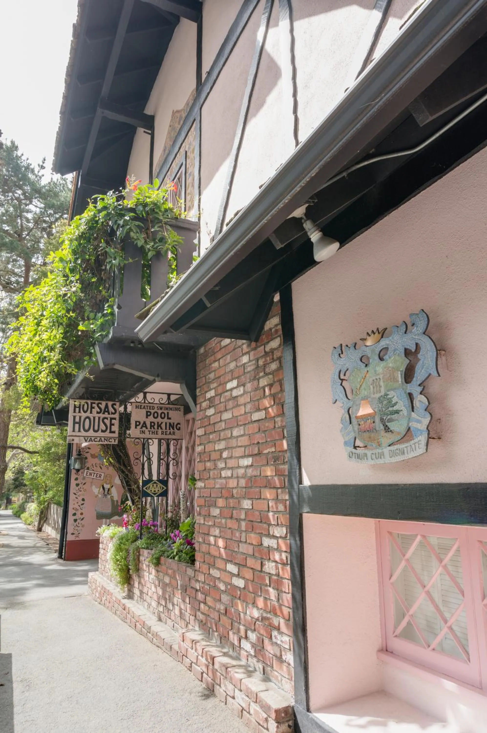 Facade/entrance in Hofsas House Hotel