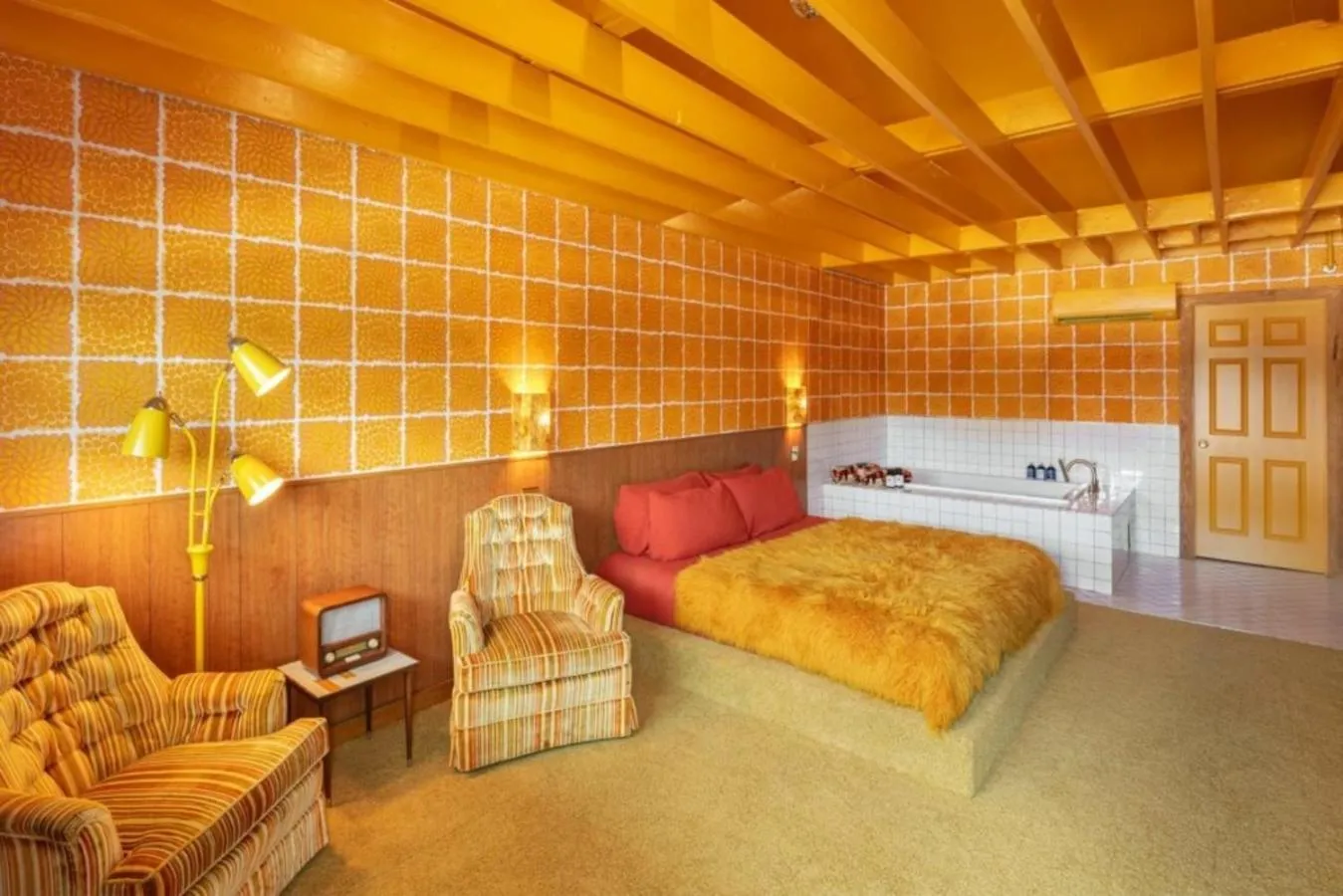 Bedroom in The Dive Motel and Swim Club