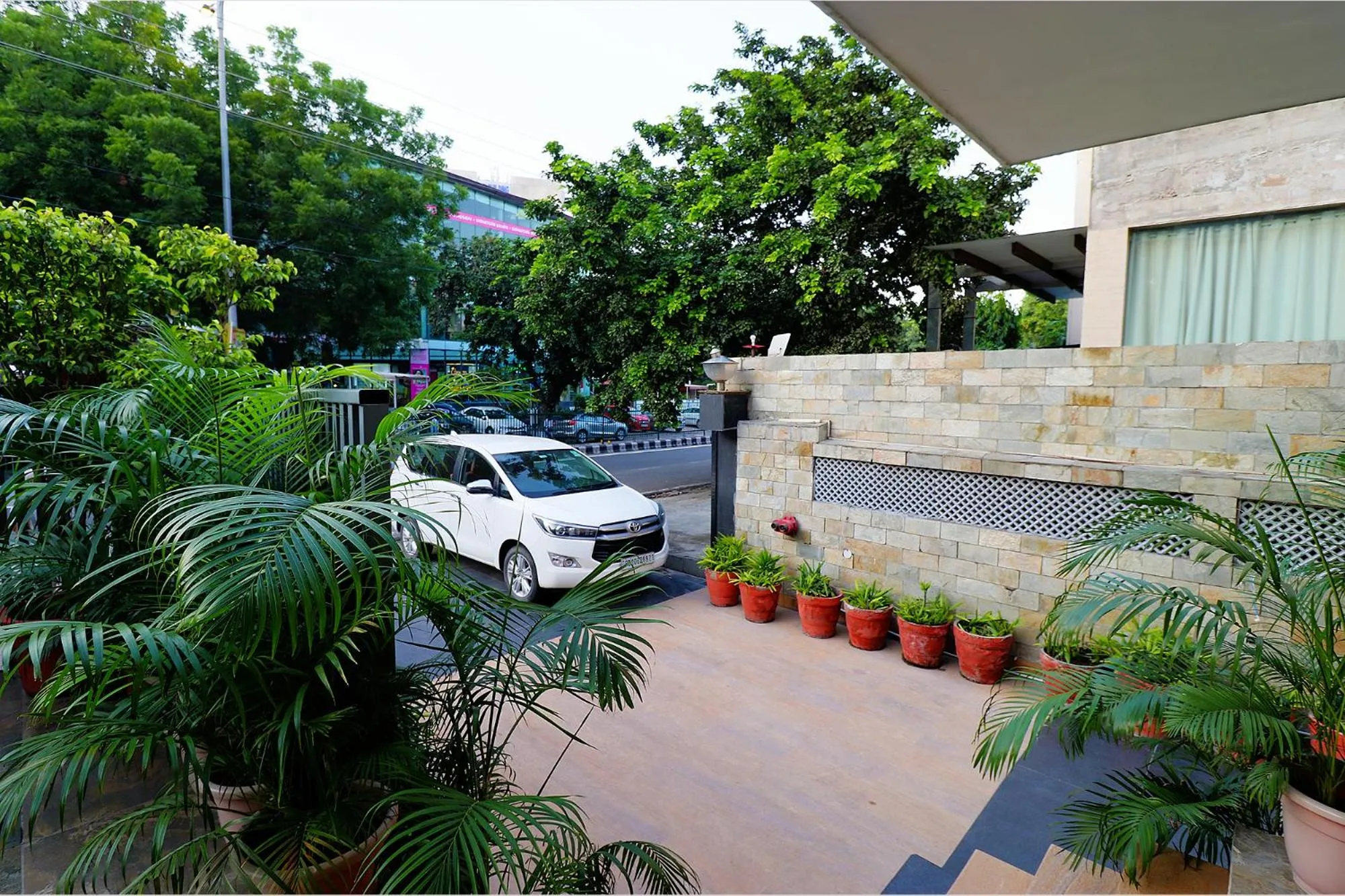 Parking in Hotel Bel Morris