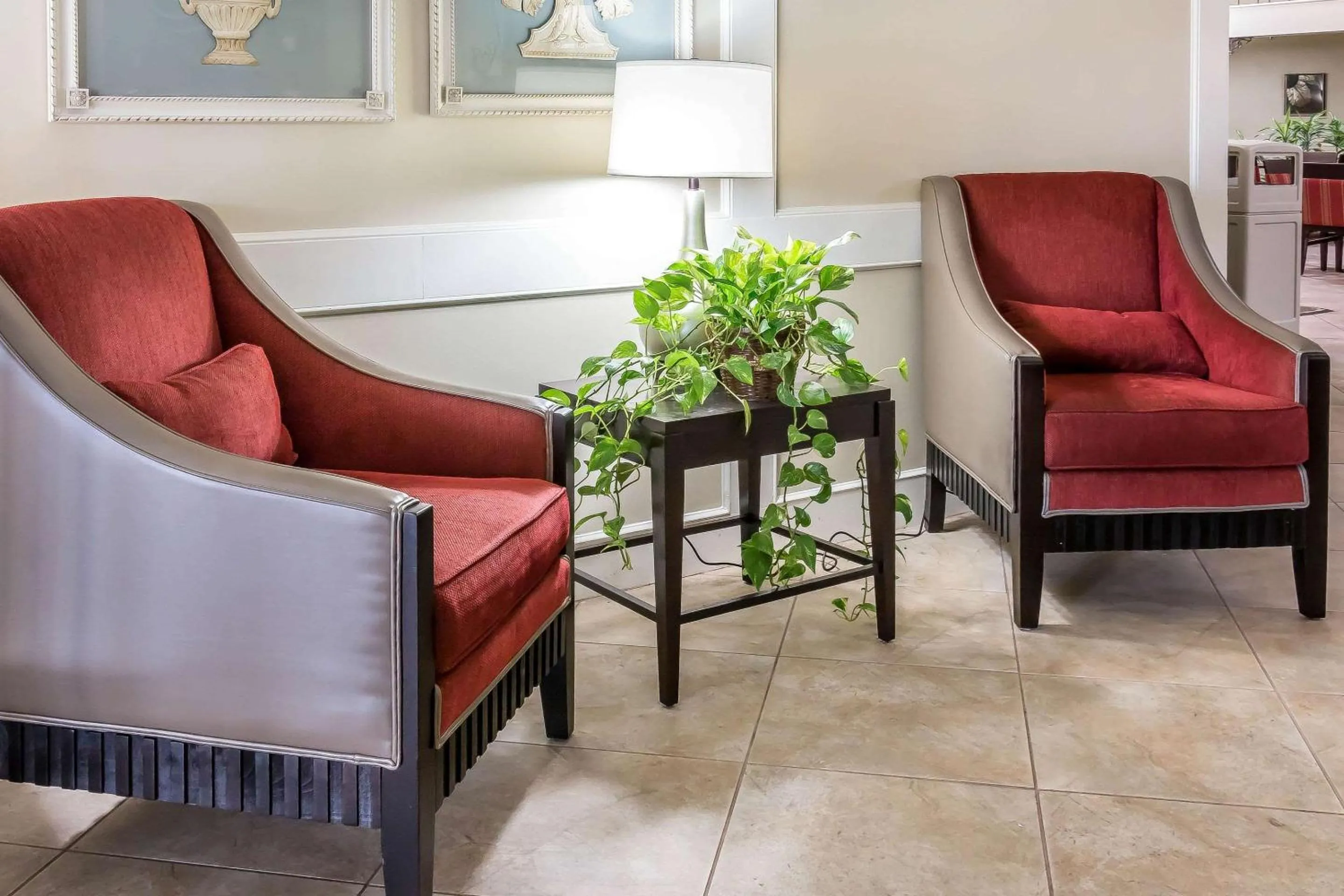 Lobby or reception in Comfort Inn Savannah Midtown