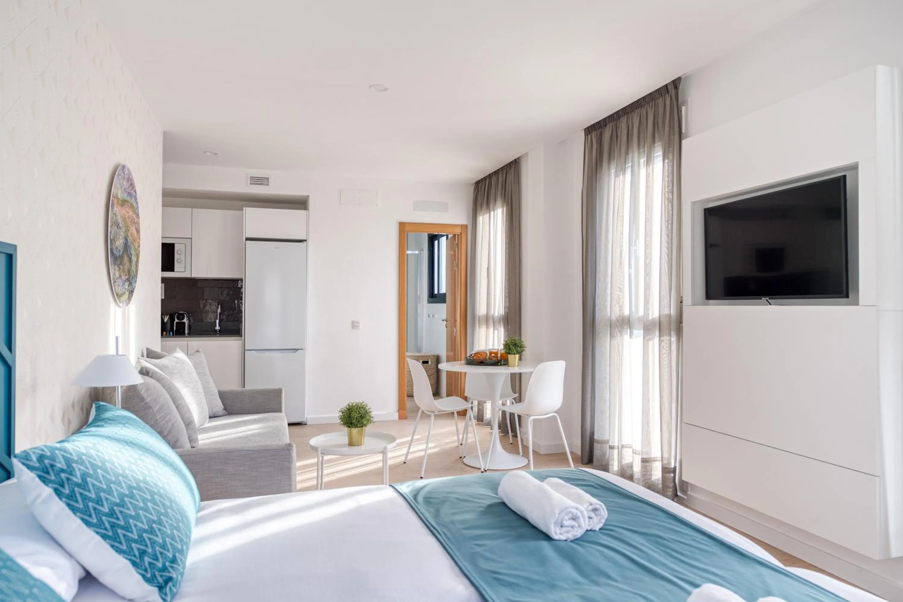 TV and multimedia, Bed in Beach Hotel Alfredo