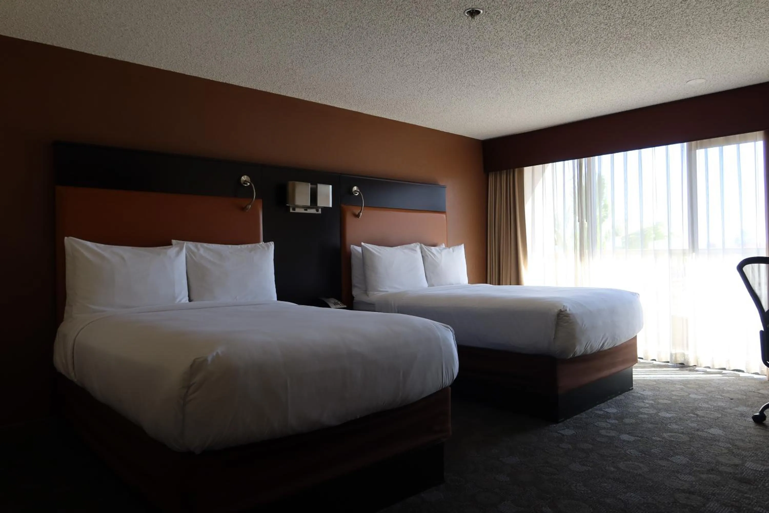 Bed in GreenTree Hotel Phoenix West