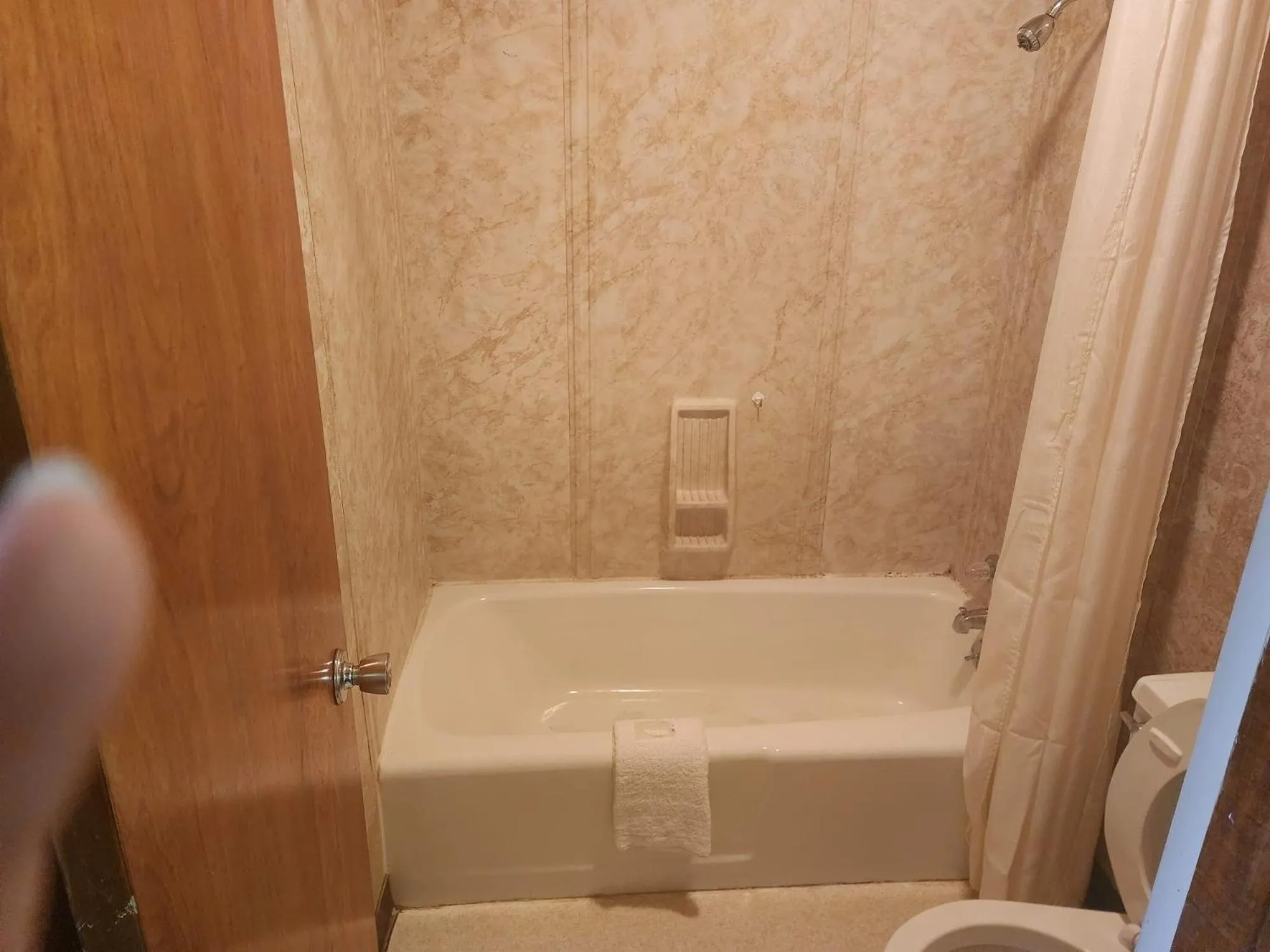 Bathroom in 1st Inn By OYO Quinter Hwy 70 KS