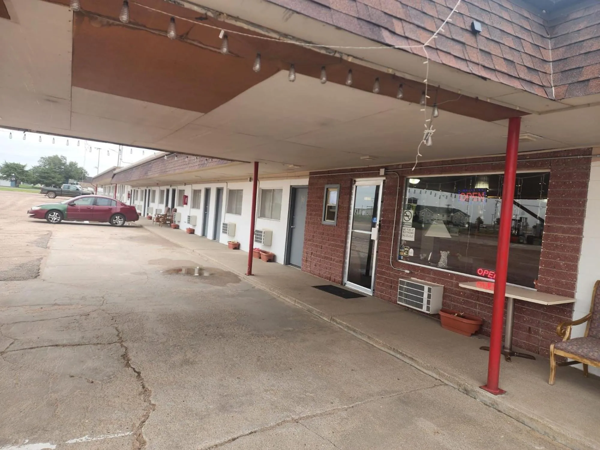 Facade/entrance in 1st Inn By OYO Quinter Hwy 70 KS