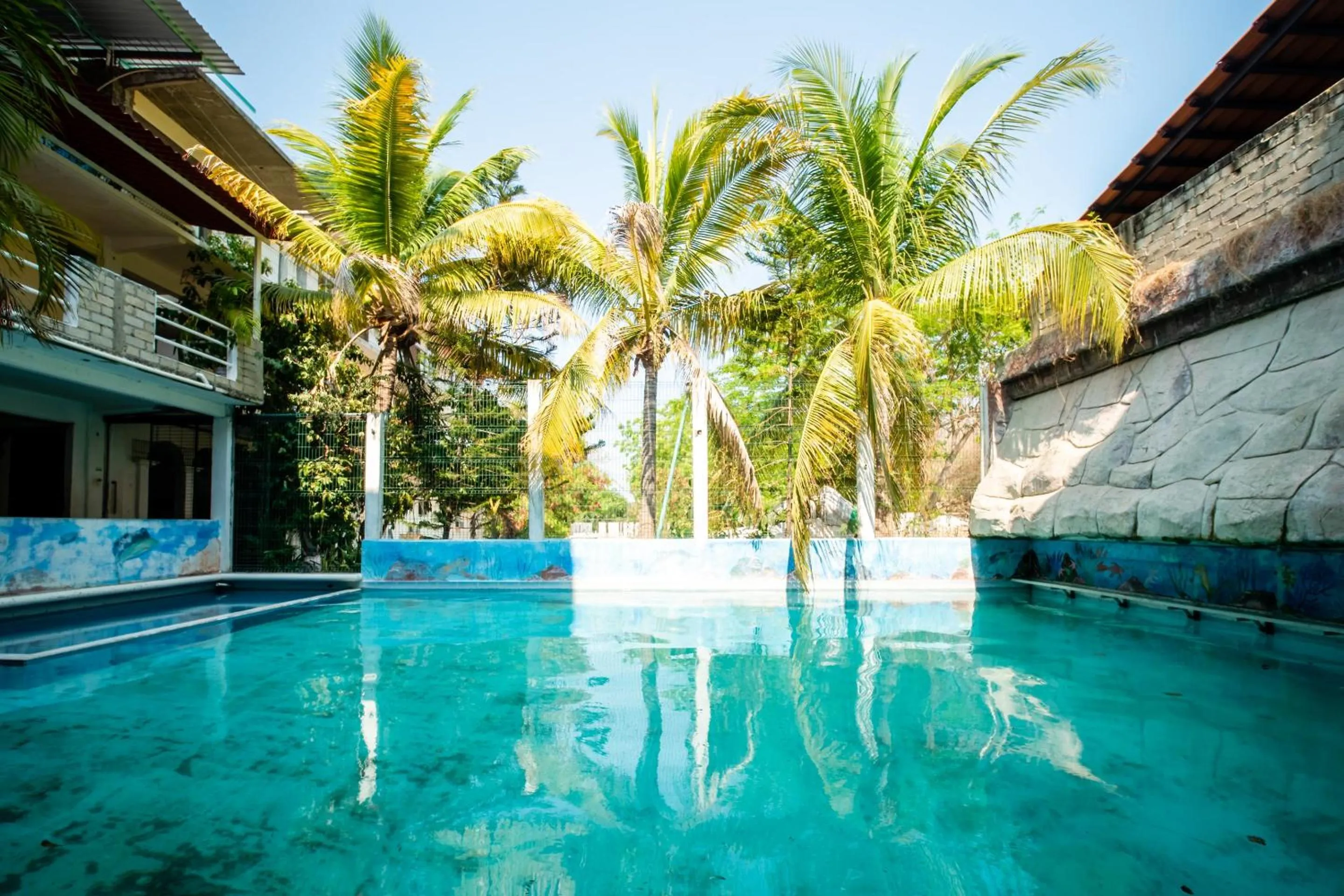 Swimming pool in OYO Hotel Betsua Vista Hermosa, Huatulco