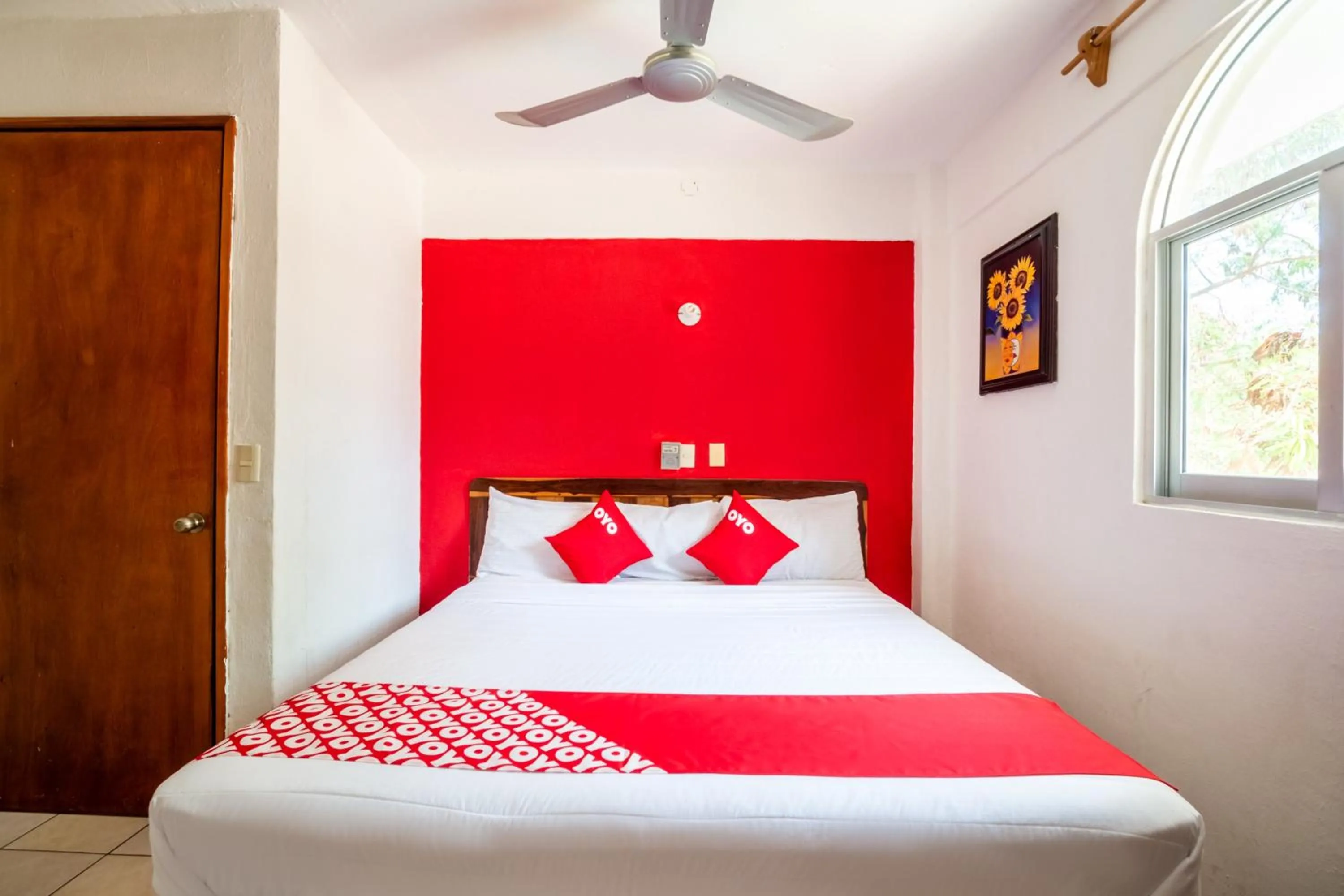 Bedroom, Bed in OYO Hotel Betsua Vista Hermosa, Huatulco