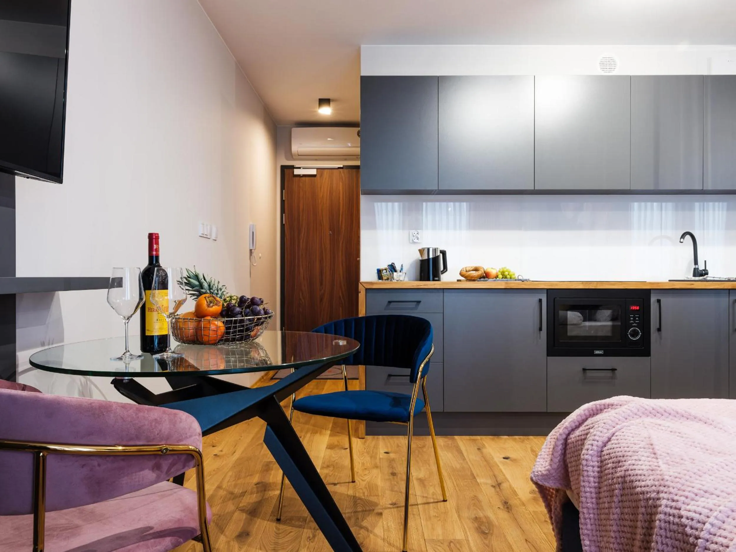 Kitchen or kitchenette in Aparthotel Inspire Miodova Residence
