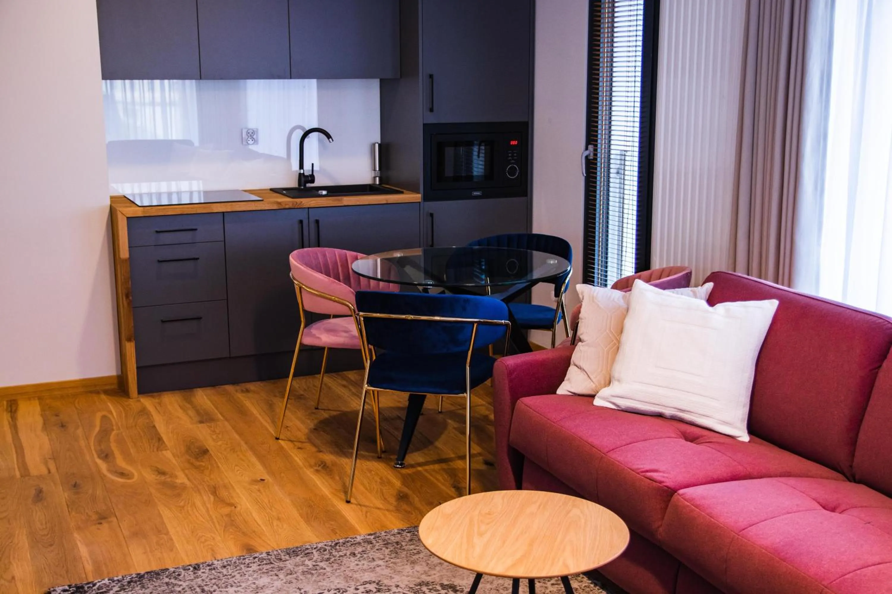 Kitchen or kitchenette in Aparthotel Inspire Miodova Residence