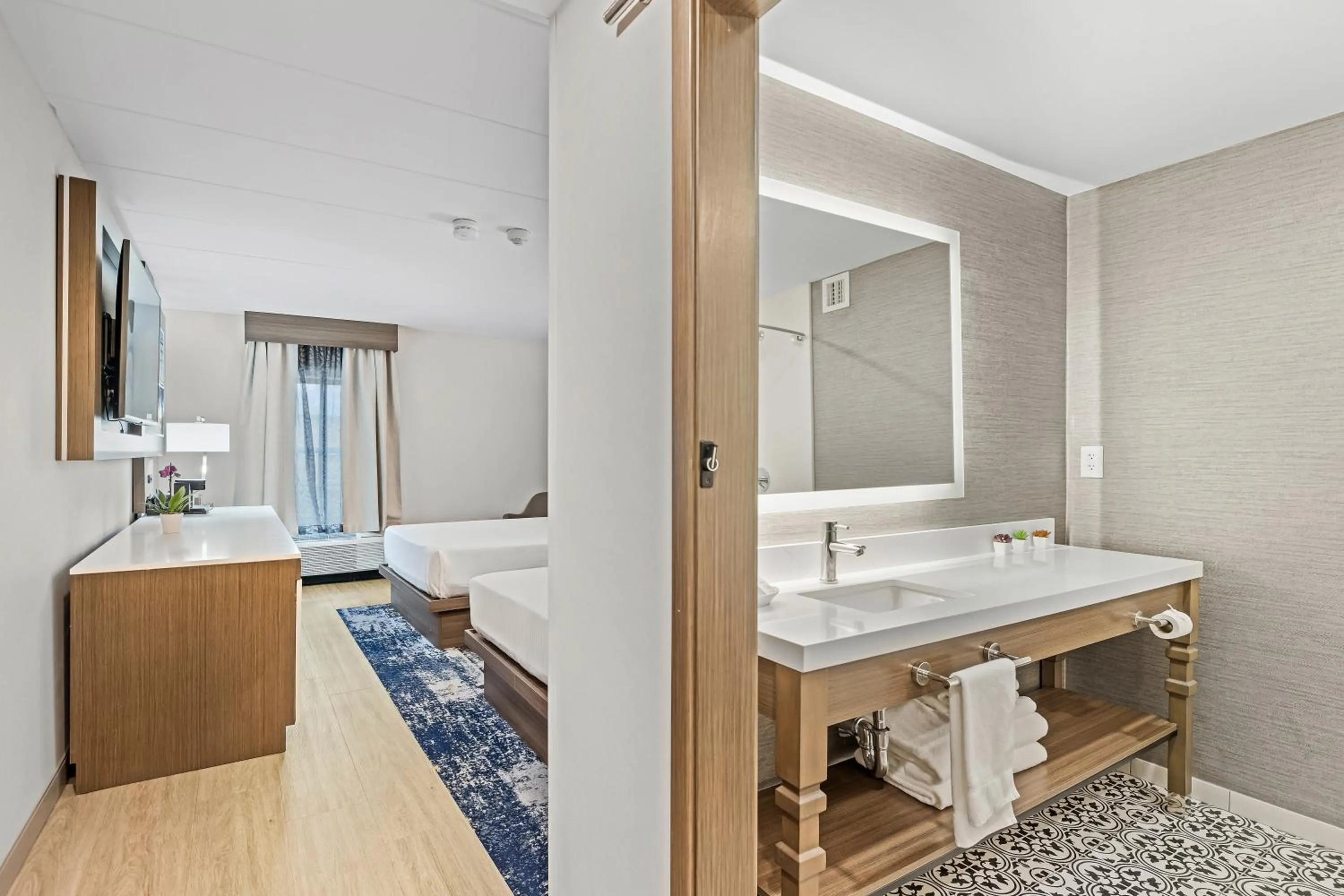 John Carver Inn & Spa