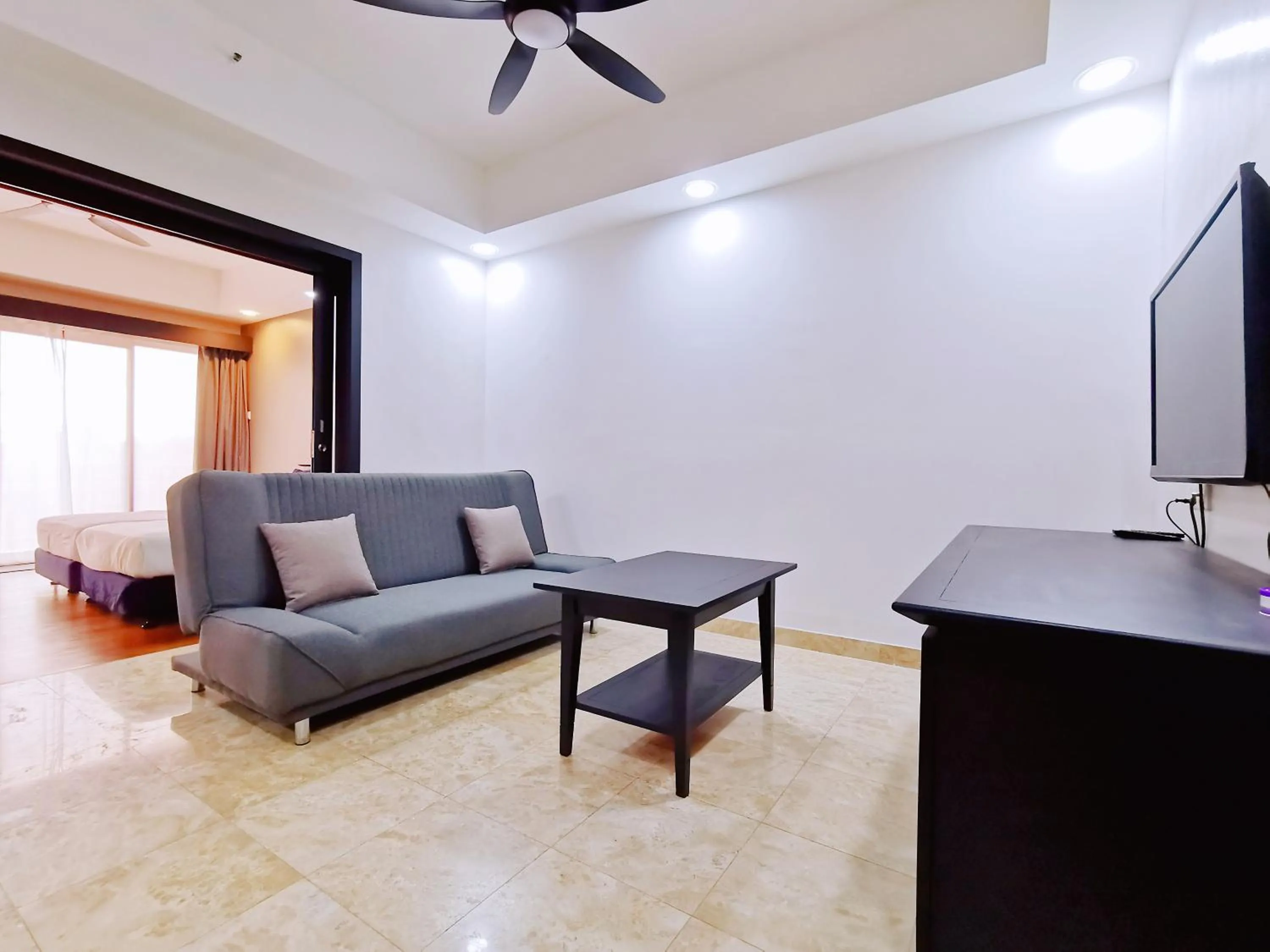 Living room in 【Amazing】Pool View 2BR Suite @ Pulai Springs Resort