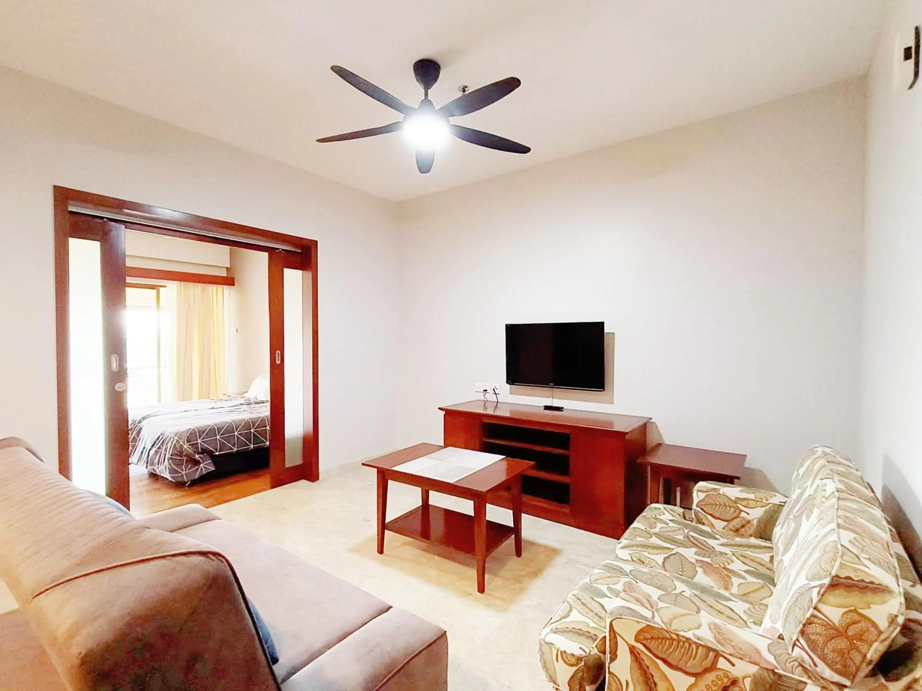 Living room in 【Amazing】Pool View 2BR Suite @ Pulai Springs Resort