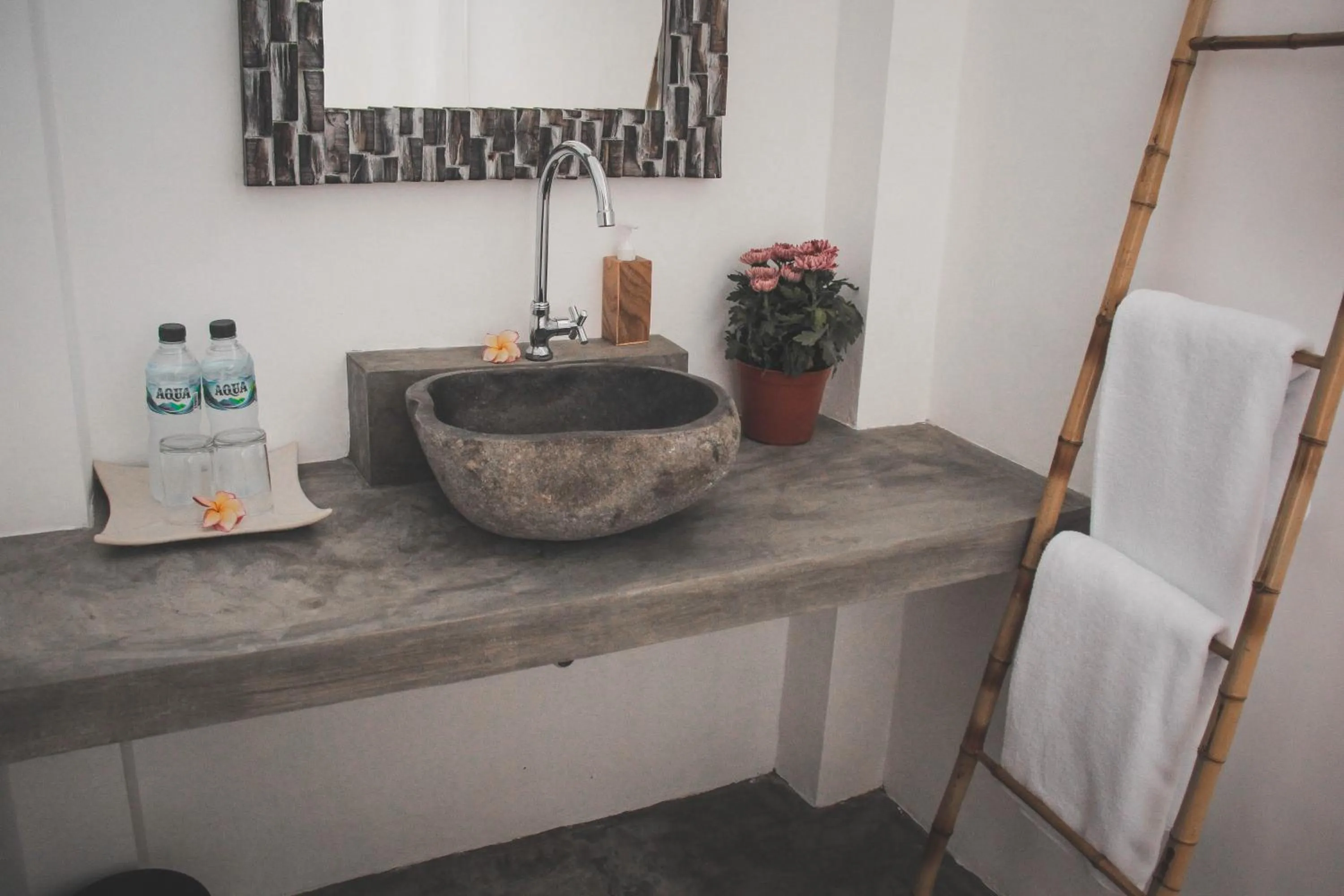 Bathroom in Govardan Homestay