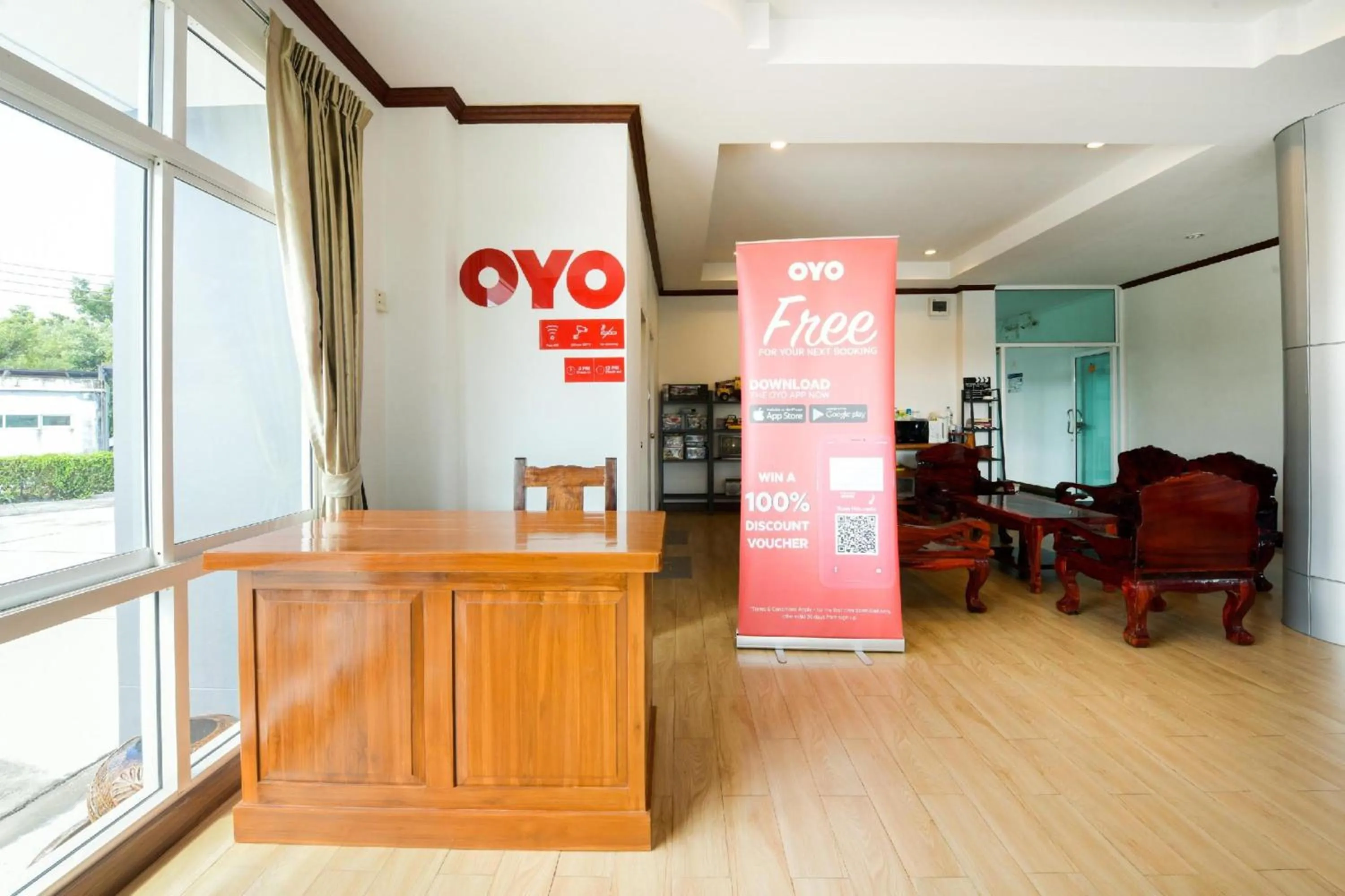 Lobby or reception in OYO 350 Mae Saeng Place