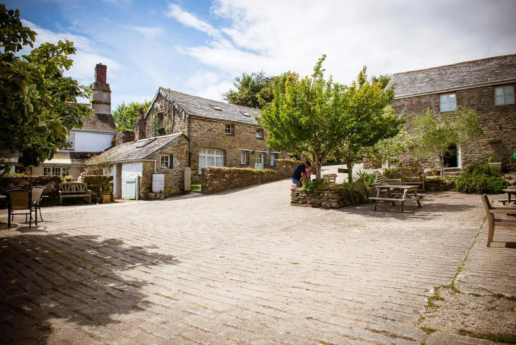 Inner courtyard view in Trenderway Farm