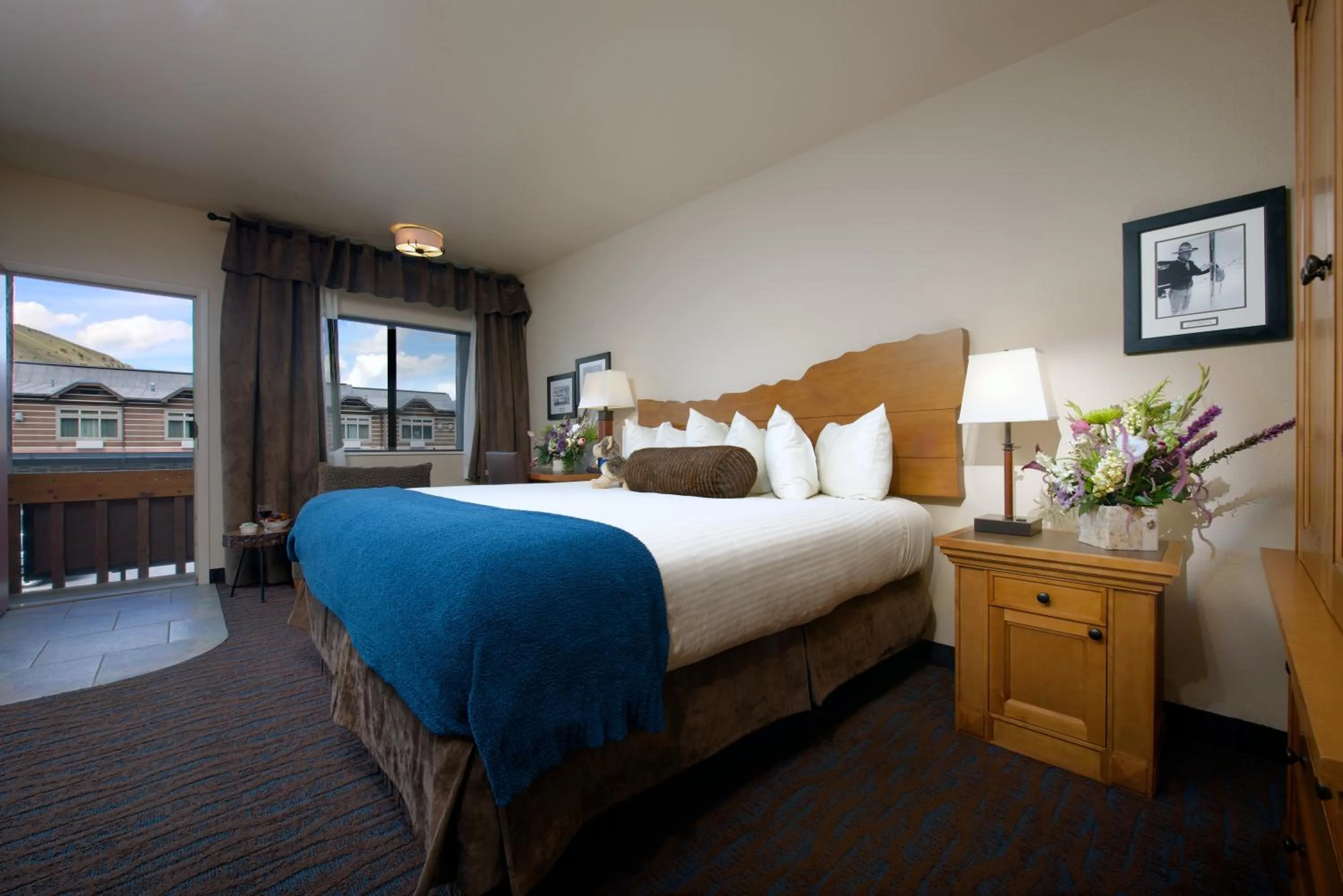Bed in The Lexington at Jackson Hole