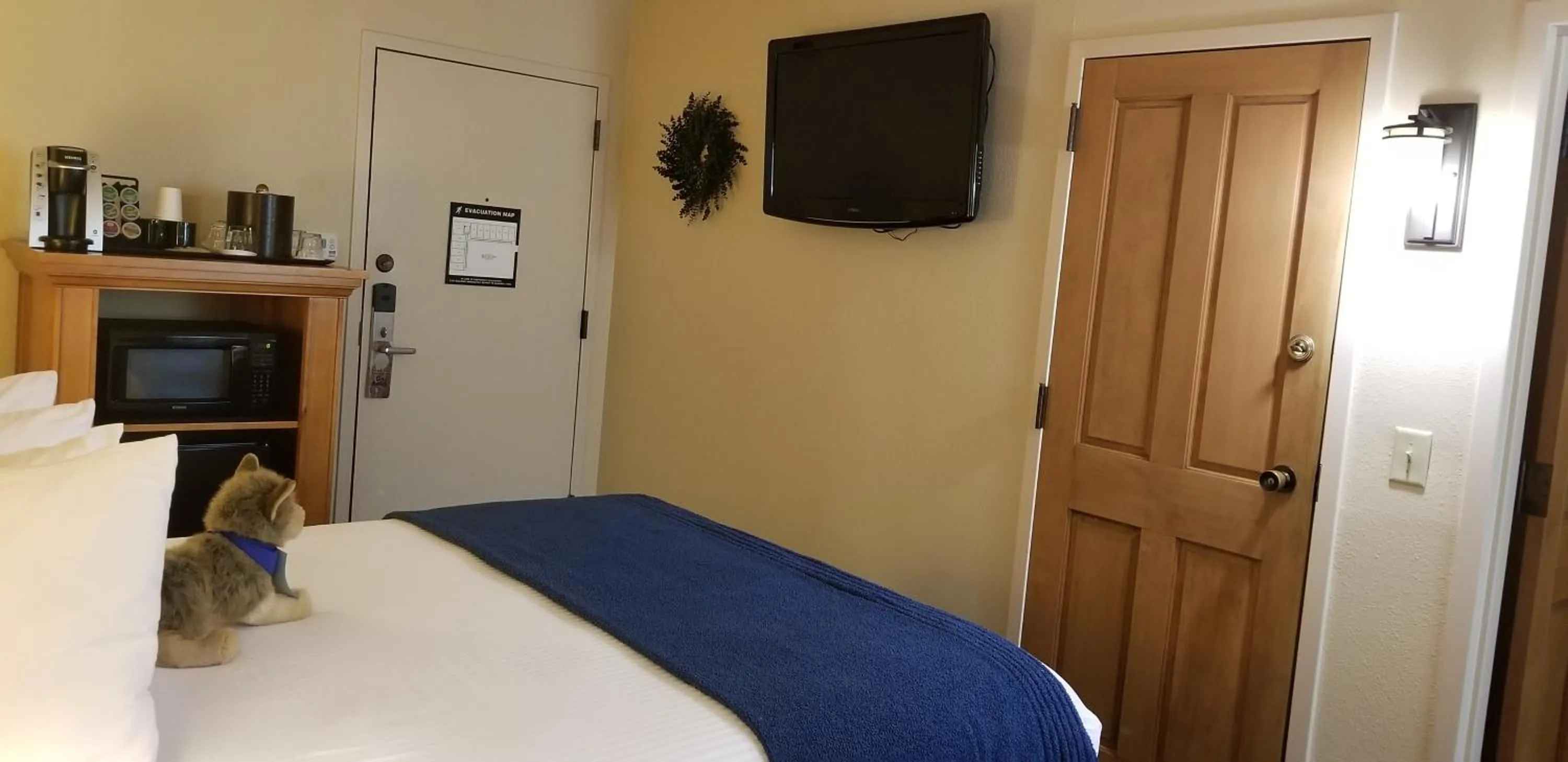 Bed in The Lexington at Jackson Hole