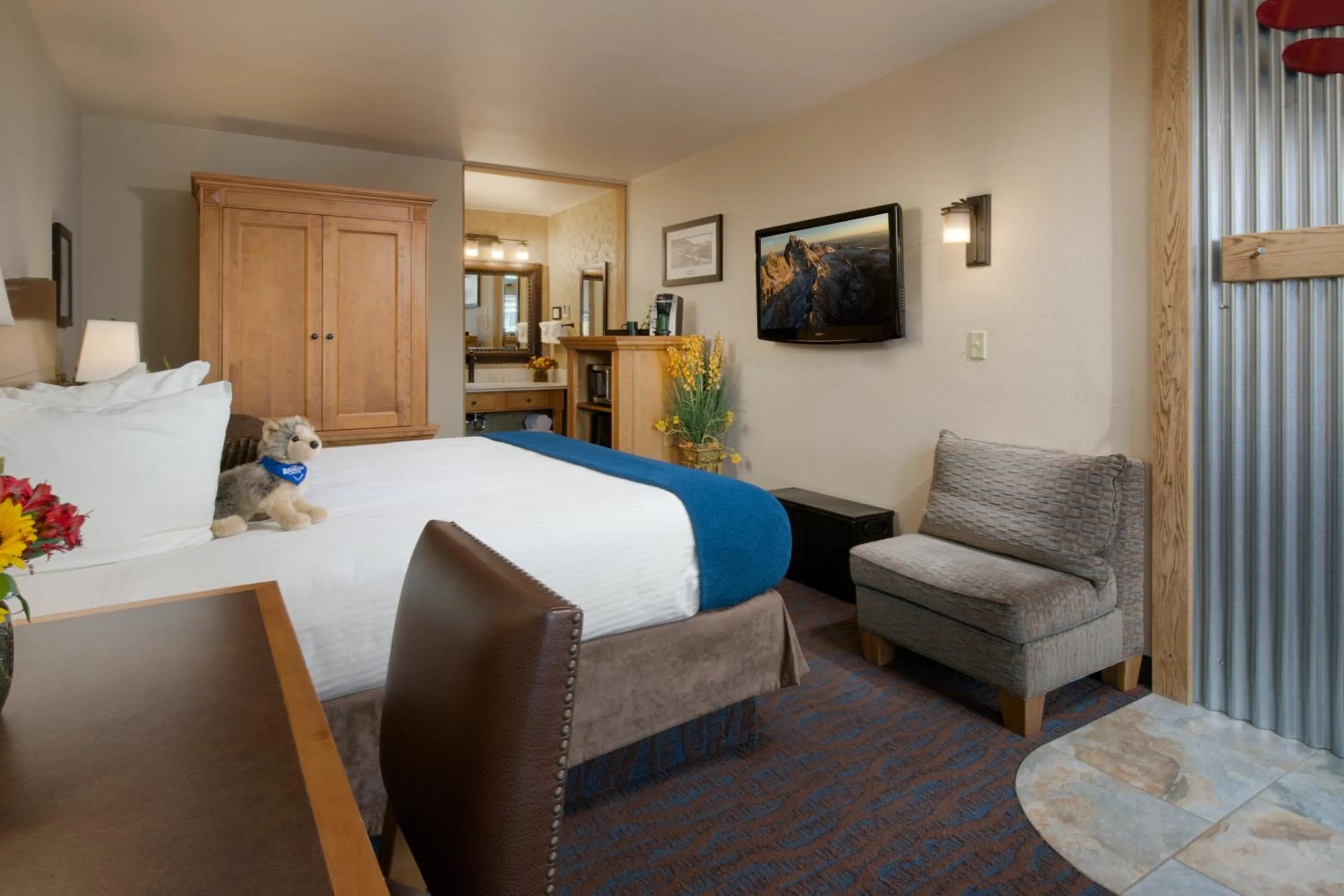 Bed in The Lexington at Jackson Hole