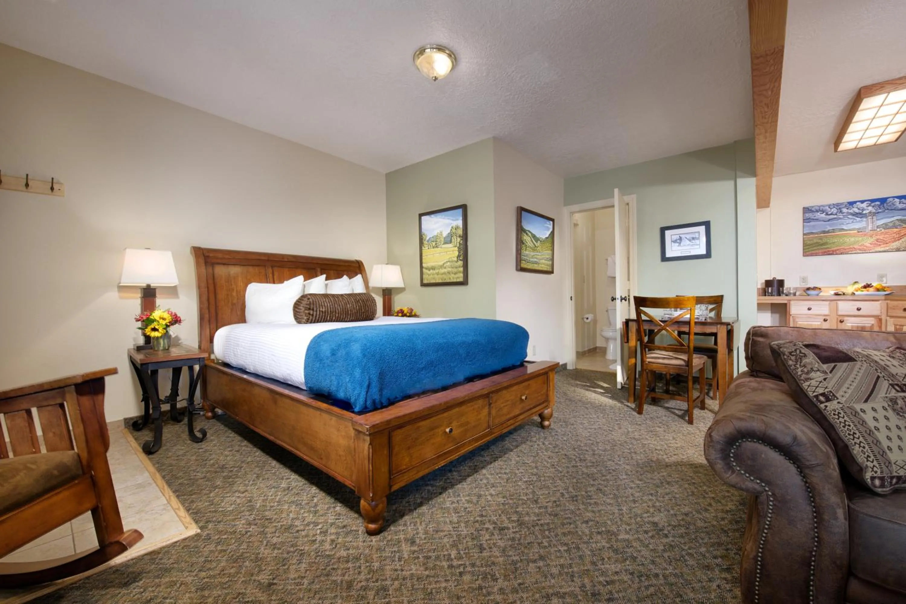 Bed in The Lexington at Jackson Hole