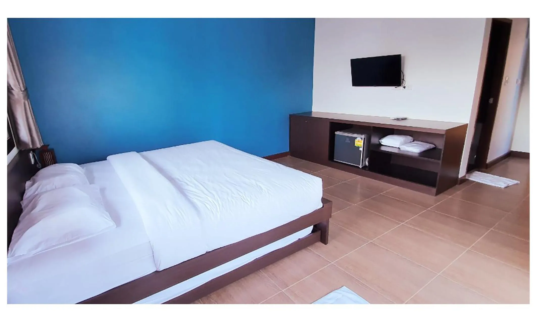 Bedroom, Bed in TAWAN RESORT