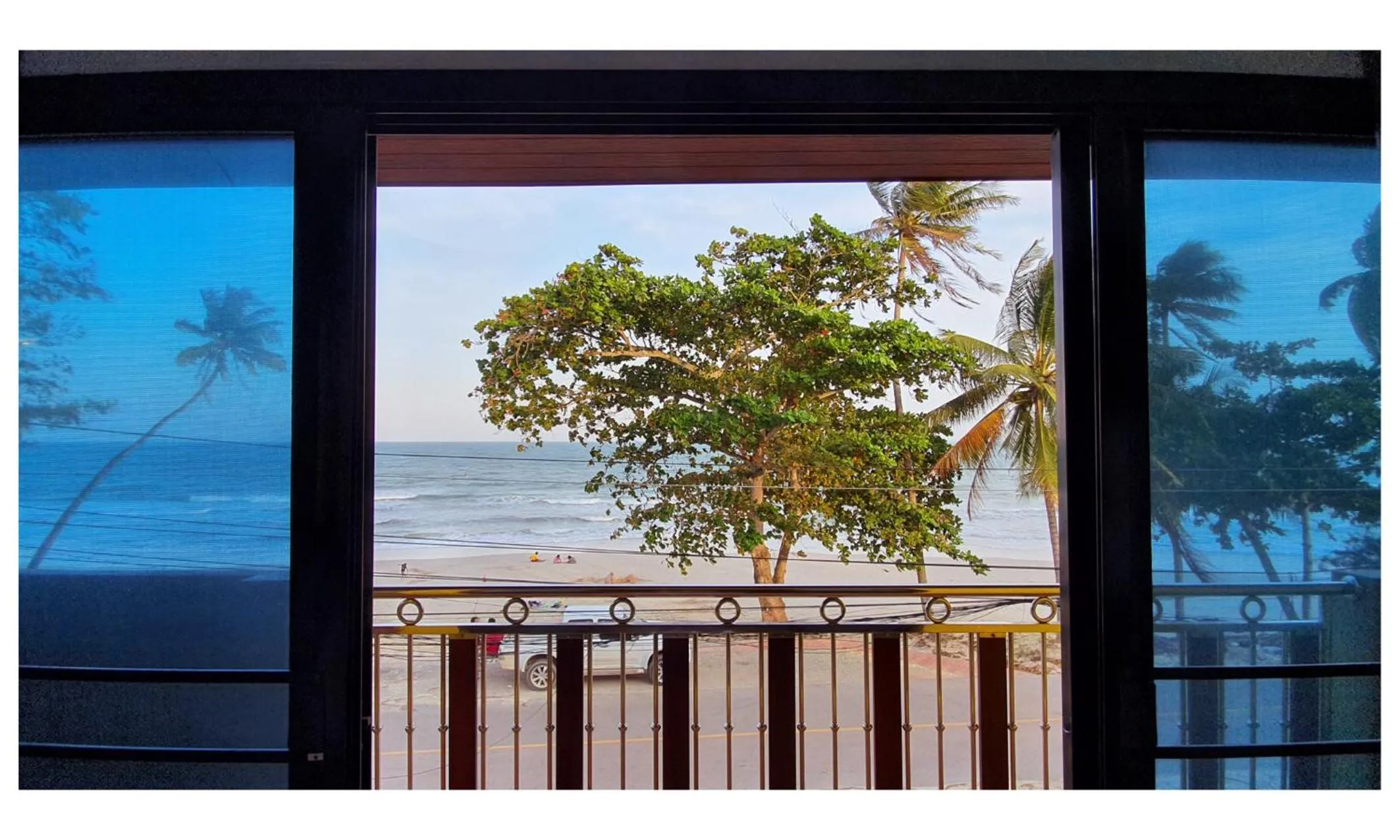 Balcony/Terrace in TAWAN RESORT