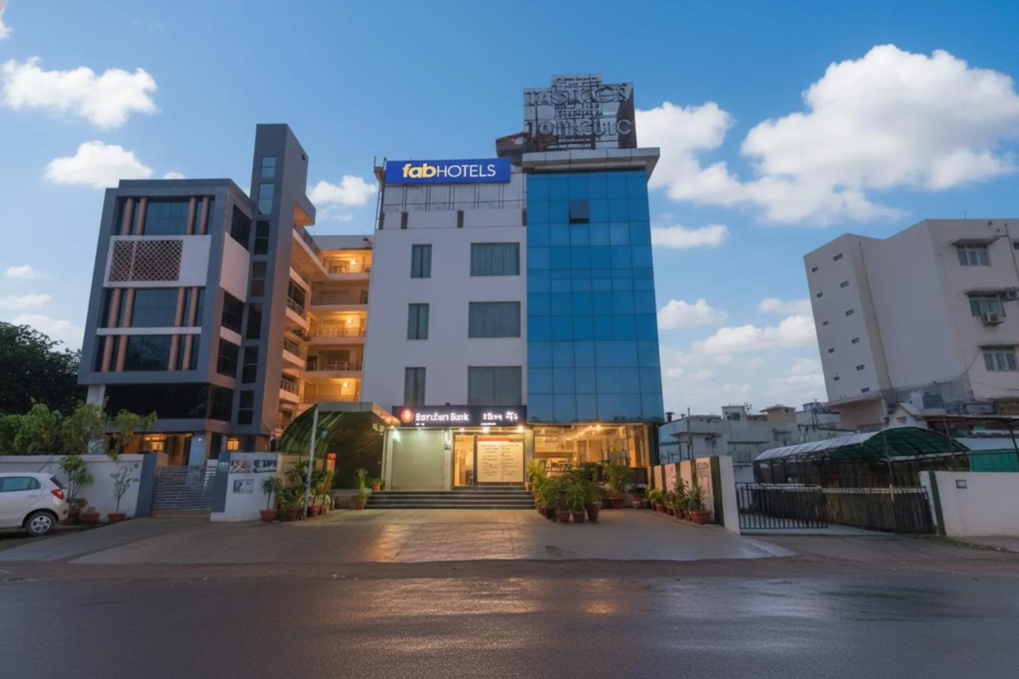 Facade/entrance in FabHotel Teliko Silver