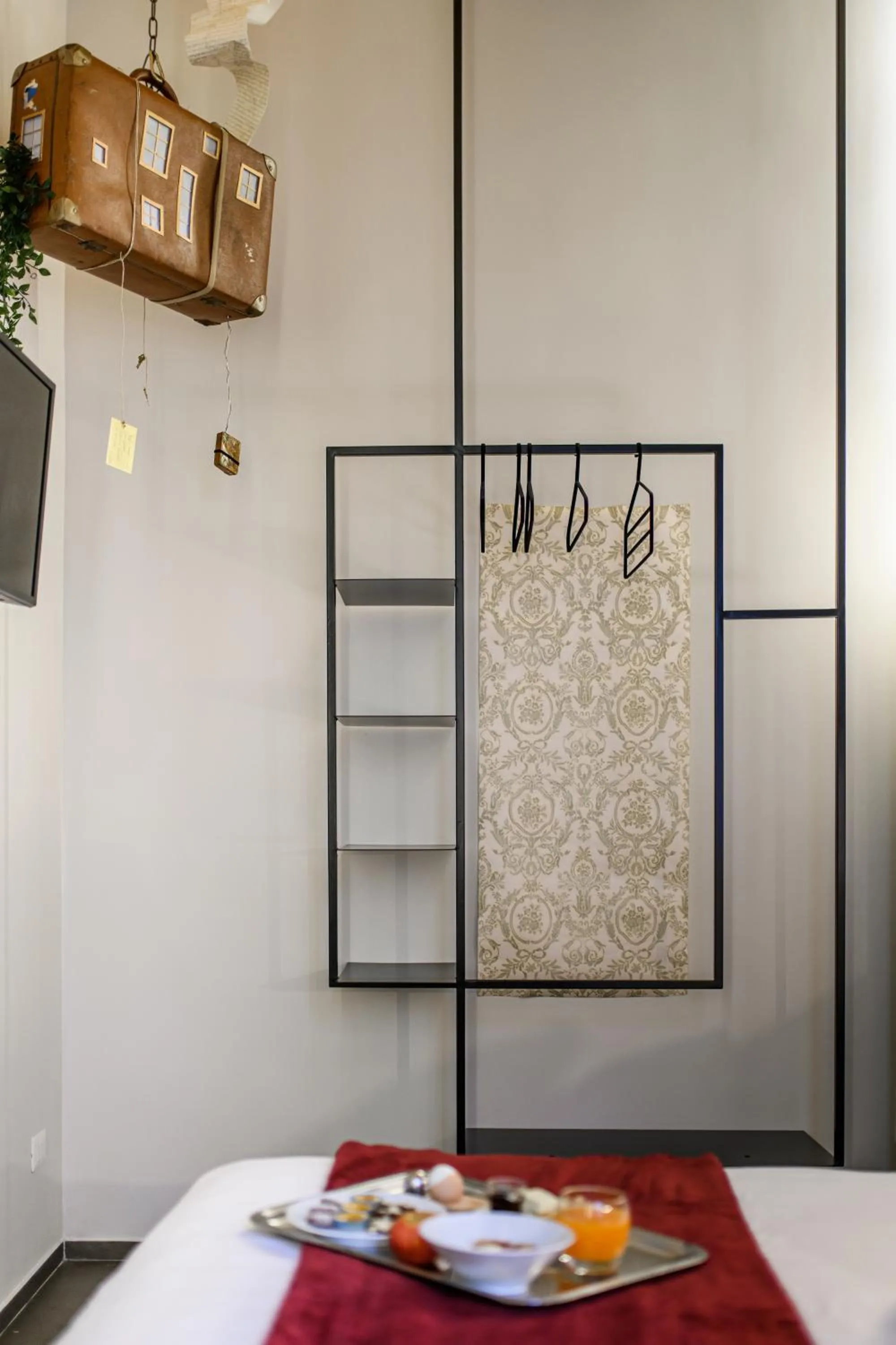 wardrobe, Bed in Mastropasqua BB