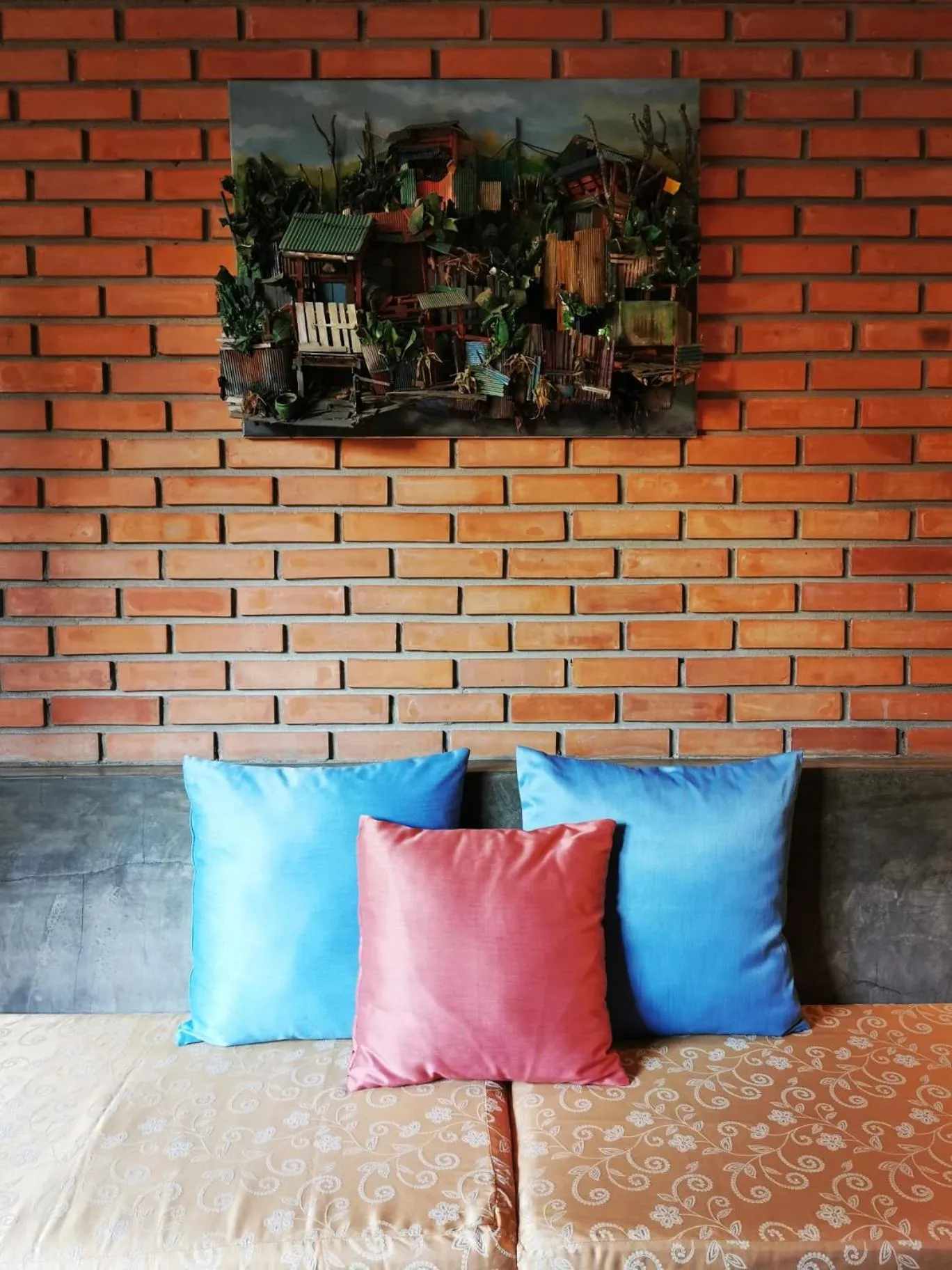 Seating area in TAVEE Guesthouse