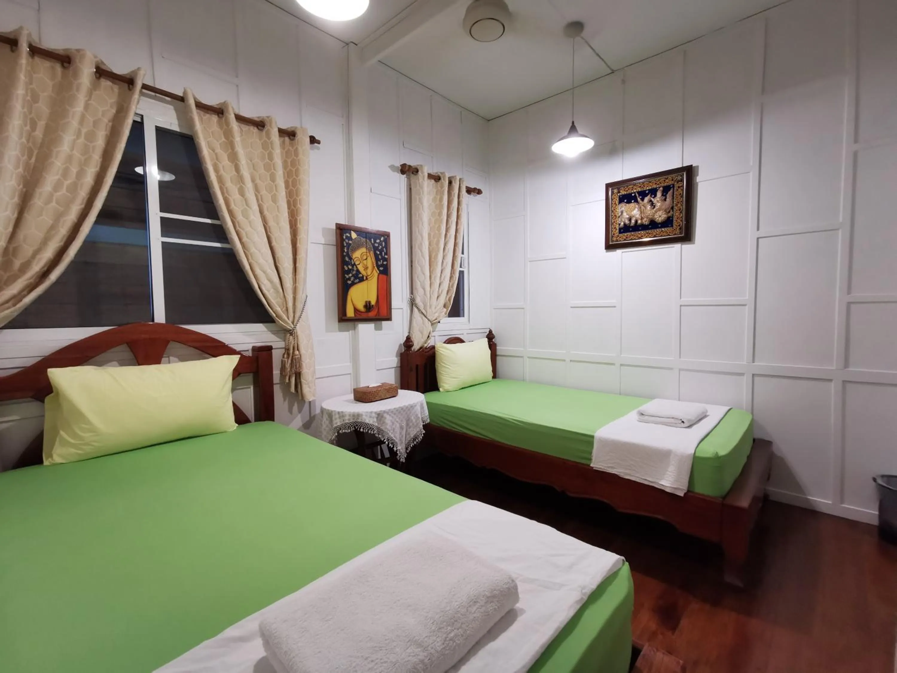 Photo of the whole room, Bed in TAVEE Guesthouse