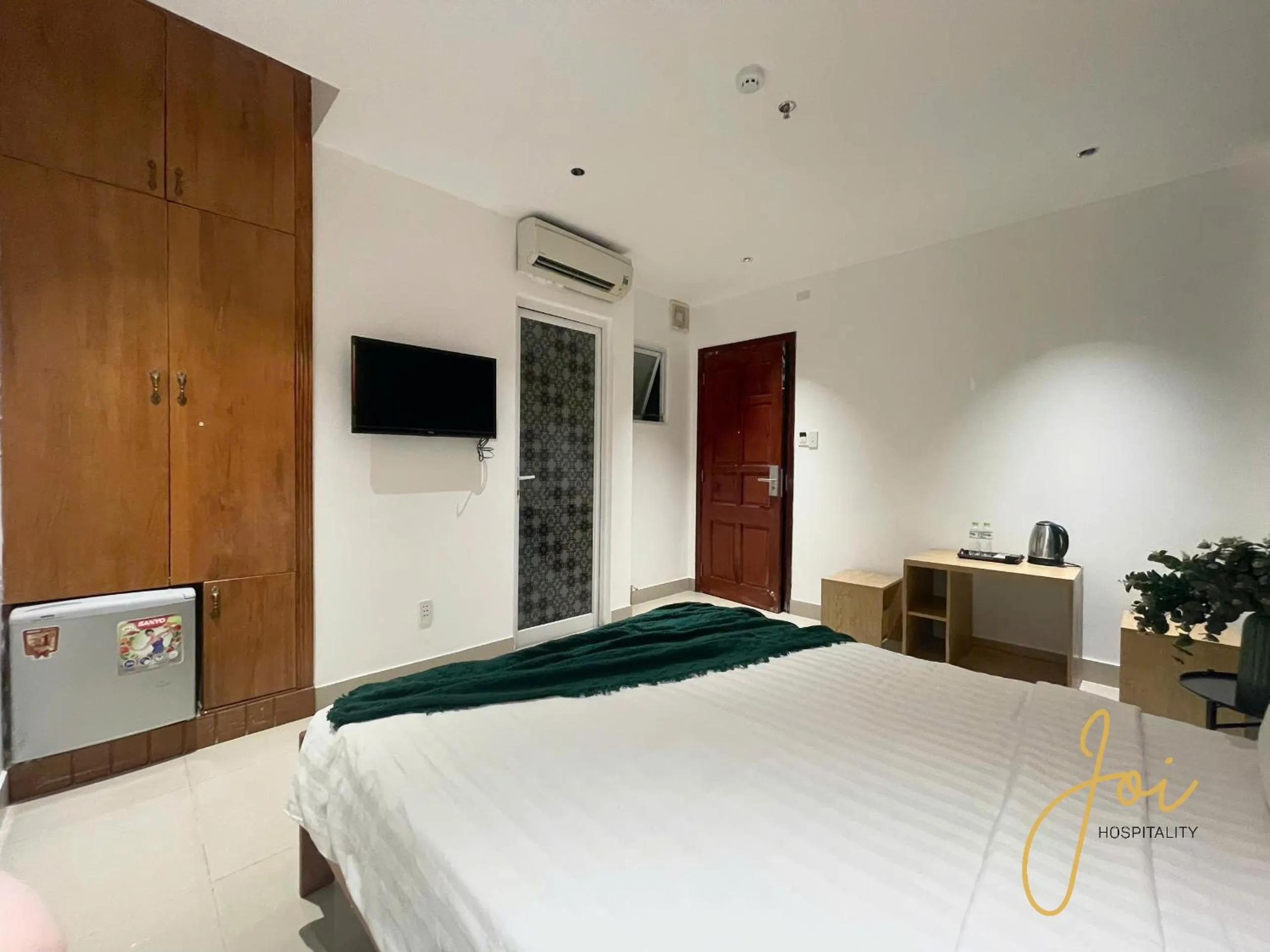 Bed in Joi Hospitality - Anthony