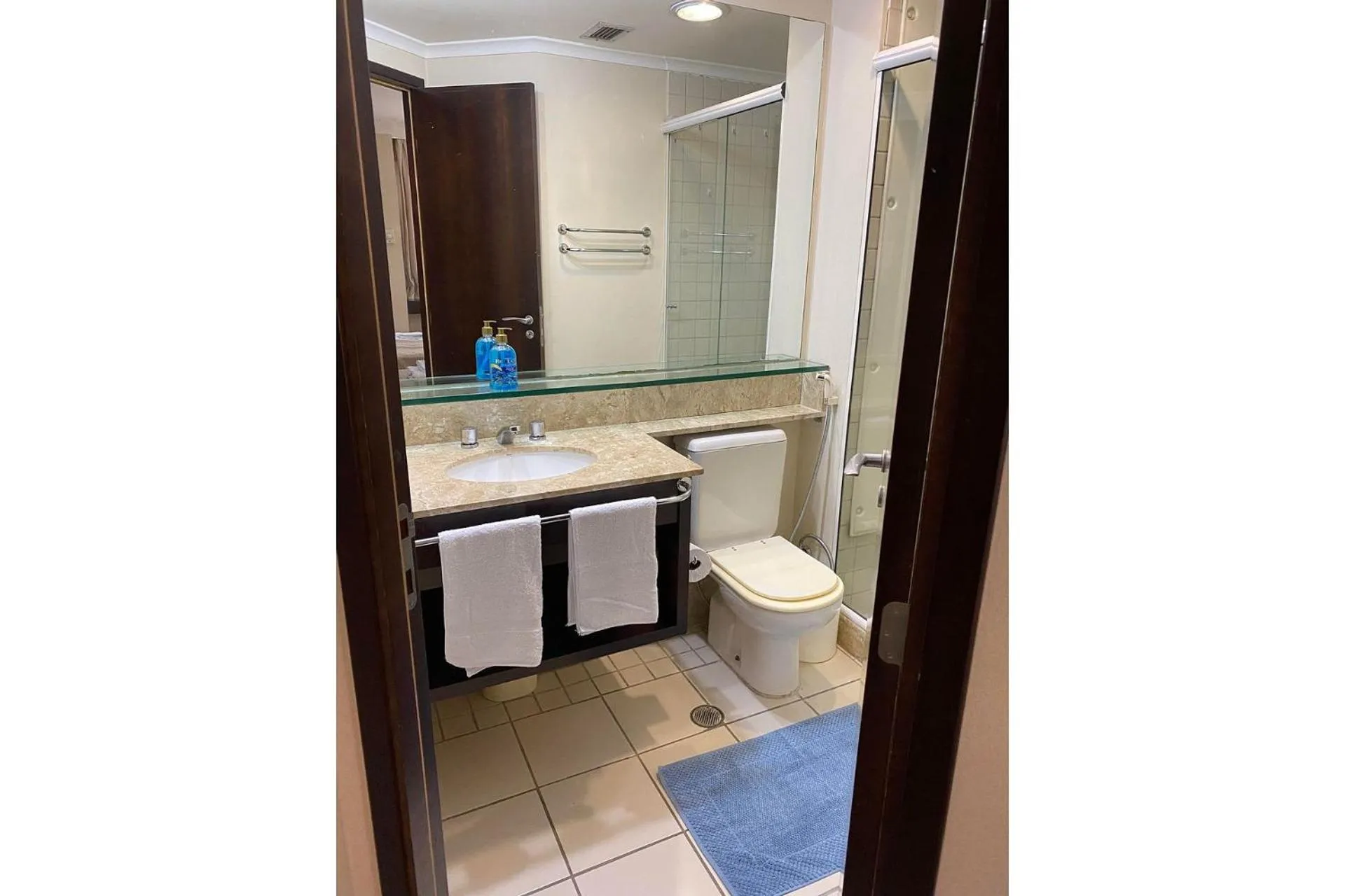 Toilet in Charmoso Flat na Alameda Santos