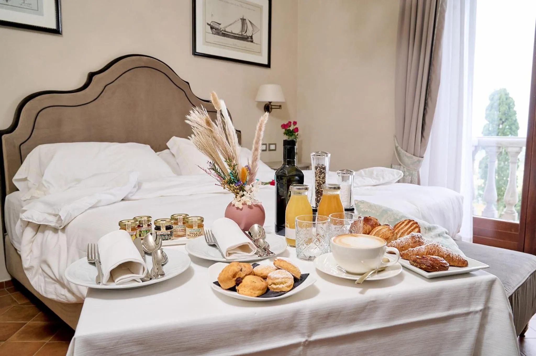 Breakfast, Bed in Castello Bonaria Wine & Spa Resort