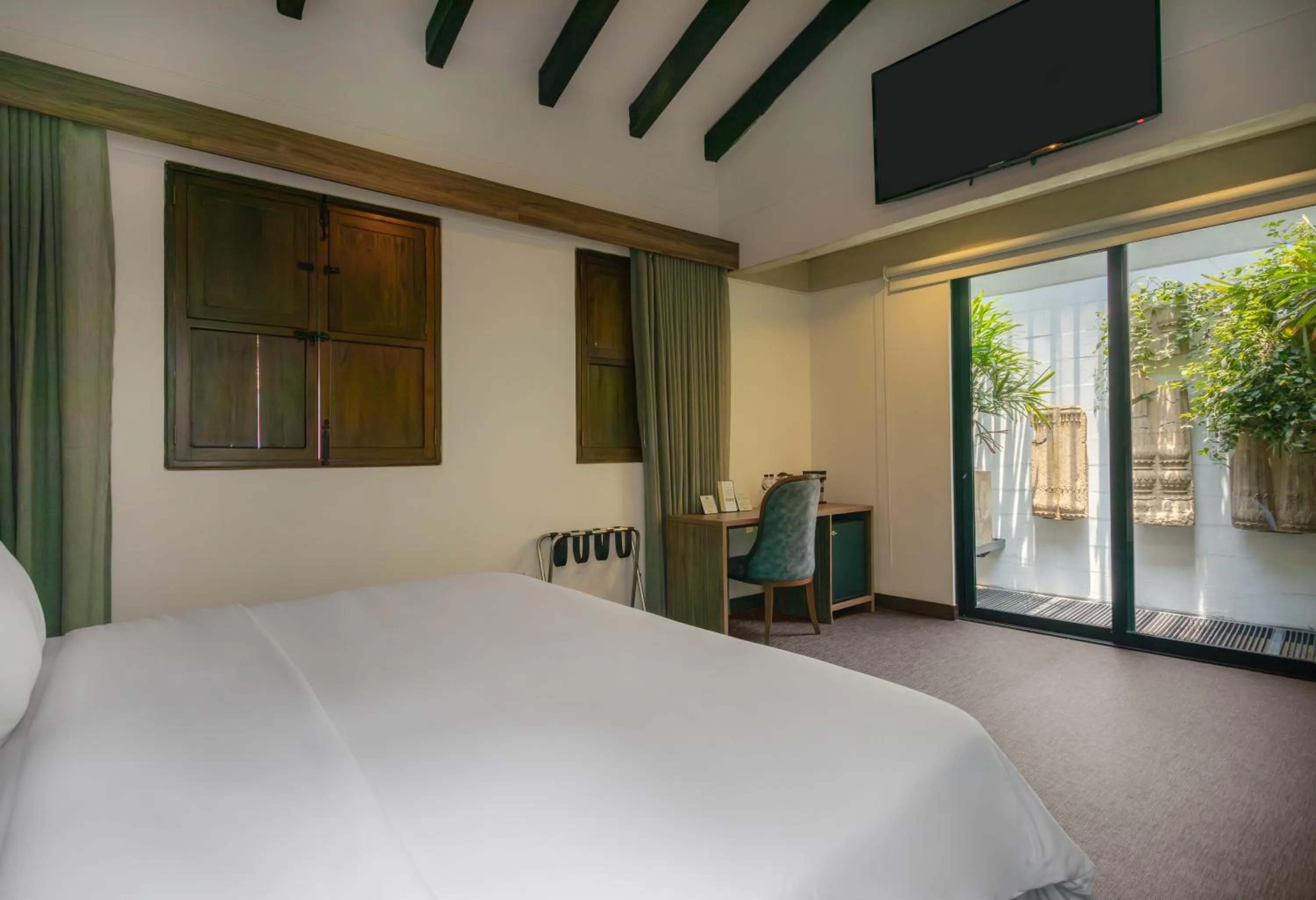 Photo of the whole room, Bed in Alko Hotel Casa Nispero