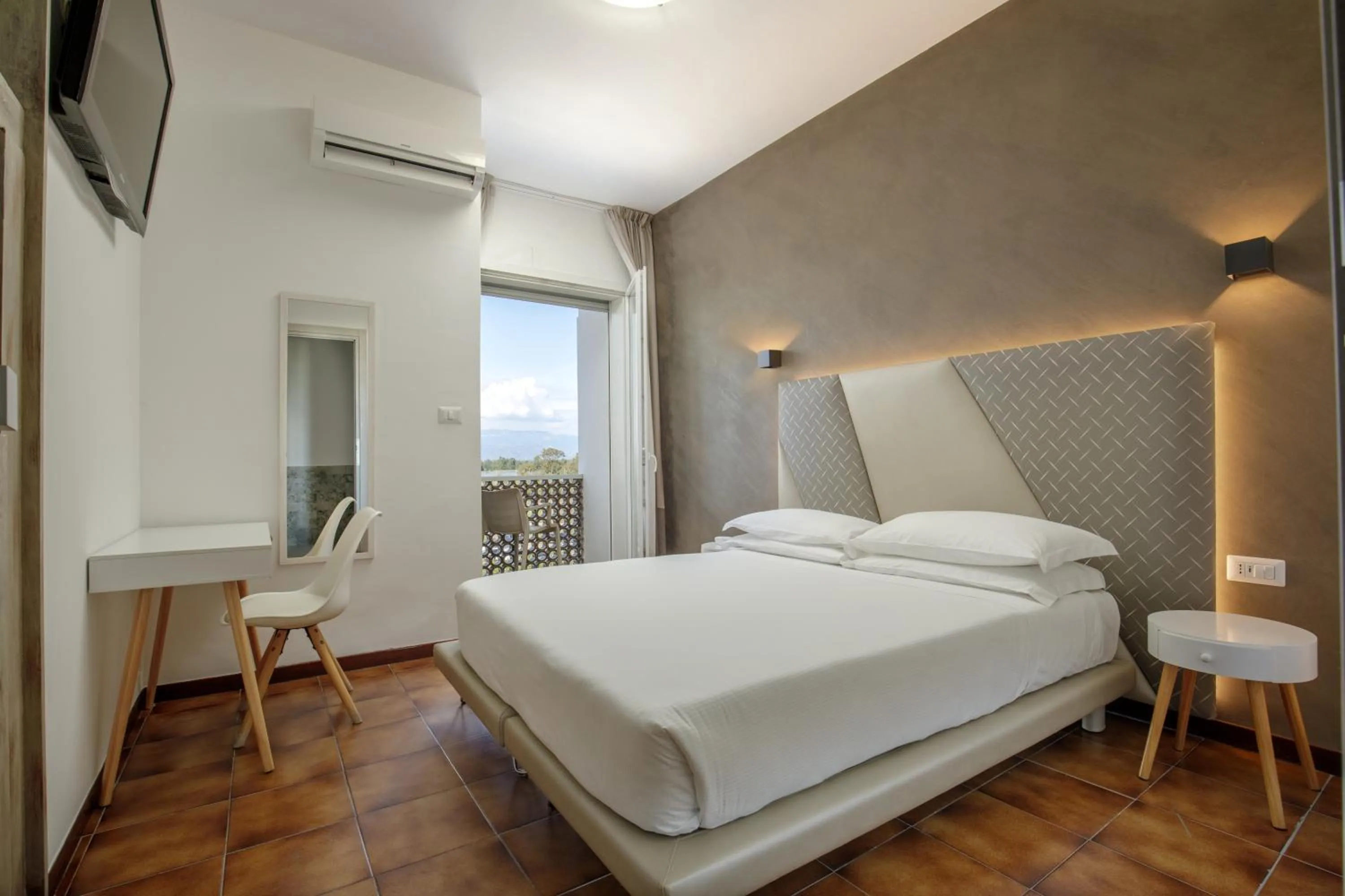 Bedroom in Hotel Tirreno
