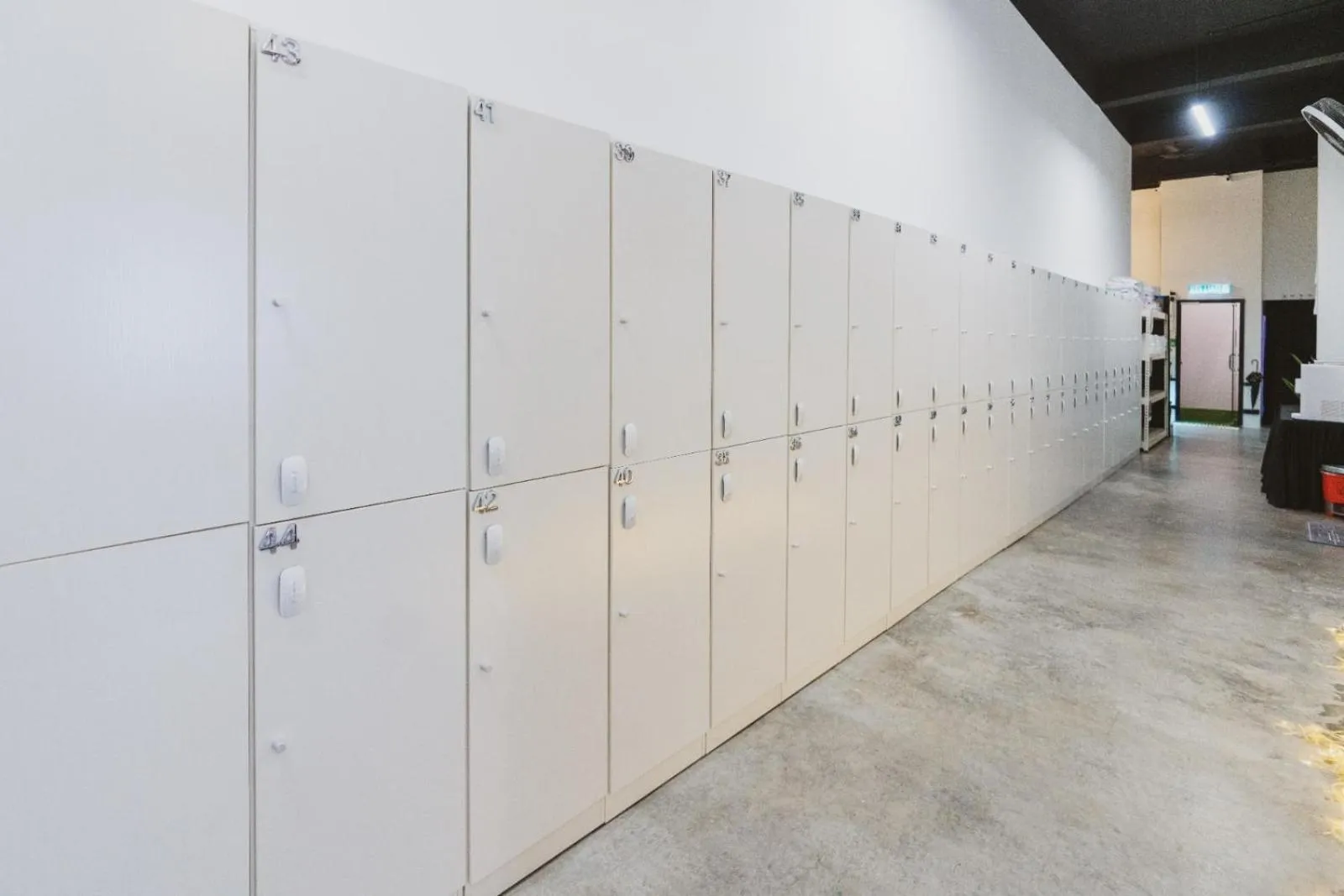 Hashtag.Capsule.Hostel