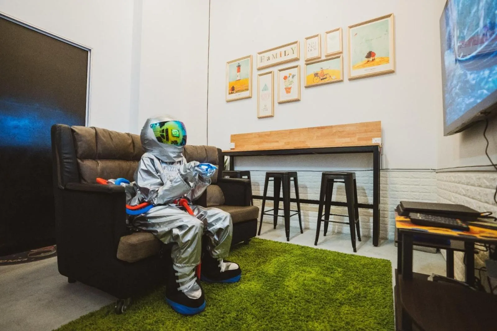 Hashtag.Capsule.Hostel