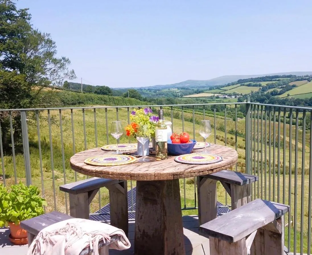 Lobhill Farmhouse Bed and Breakfast and Self Catering Accommodation