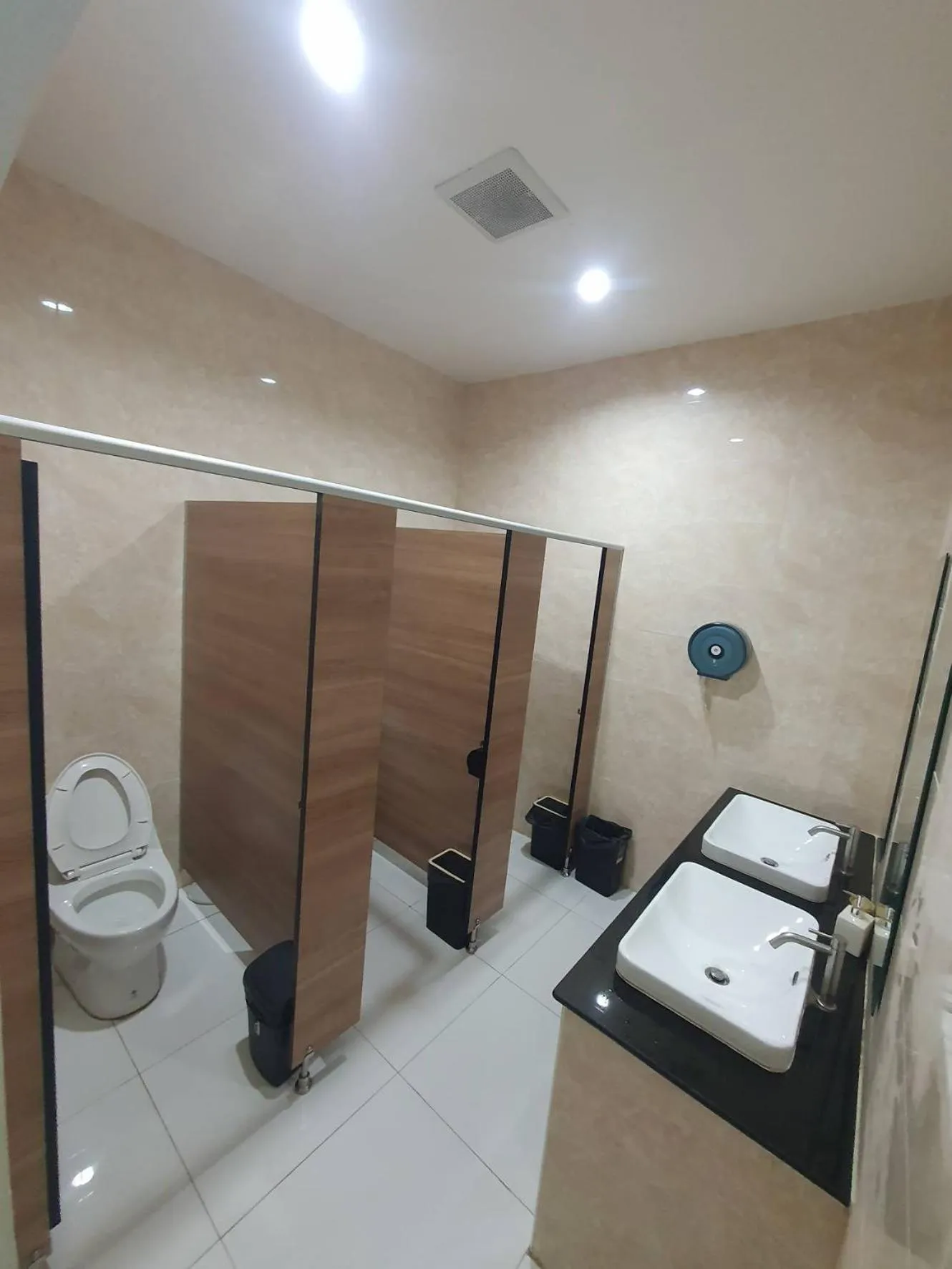 Toilet in T-NEE Hotel@Udon