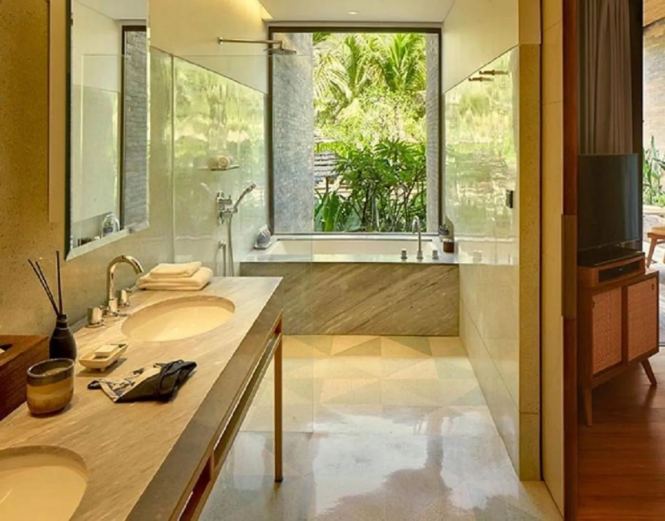 Toilet in Desa Potato Head Bali