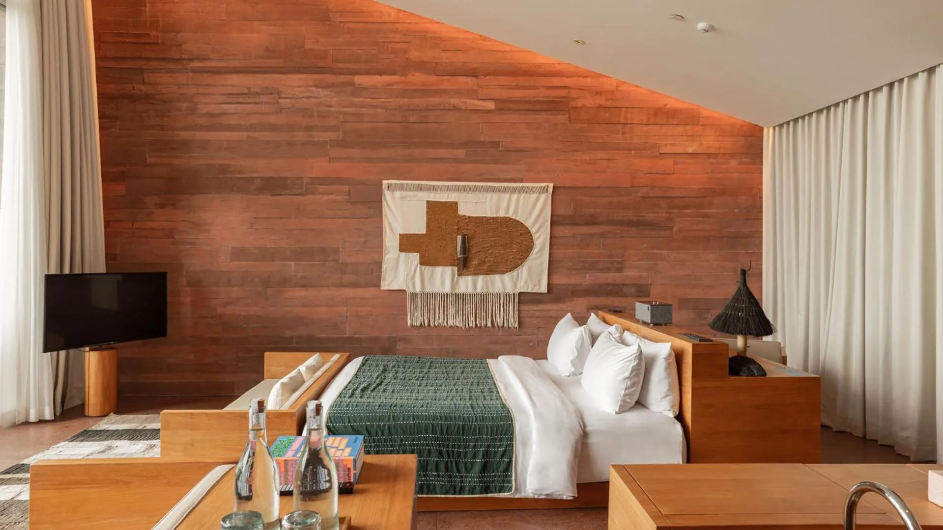 Hot Tub, Bed in Desa Potato Head Bali