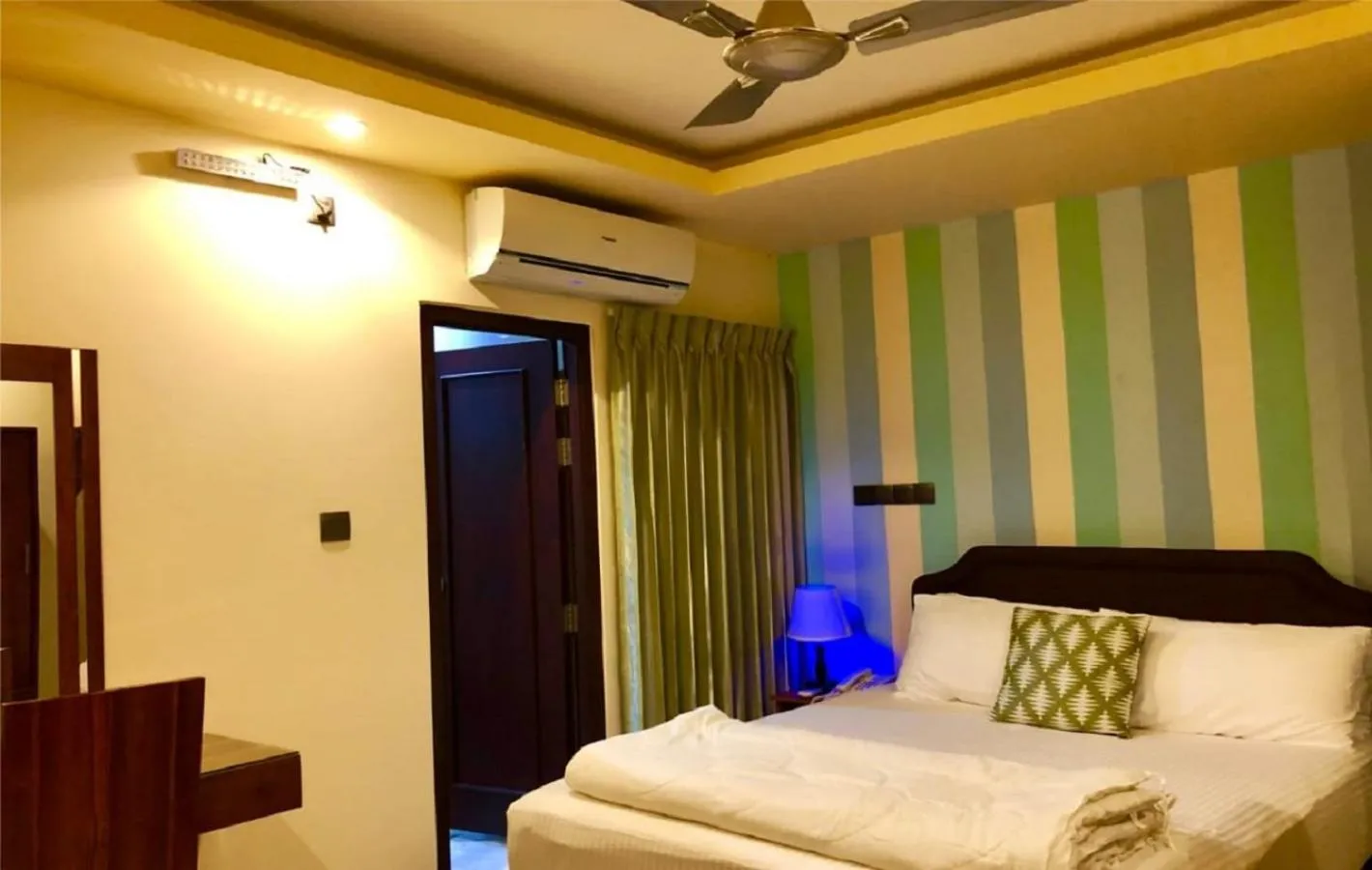 Bed in CONTENTO RETREAT