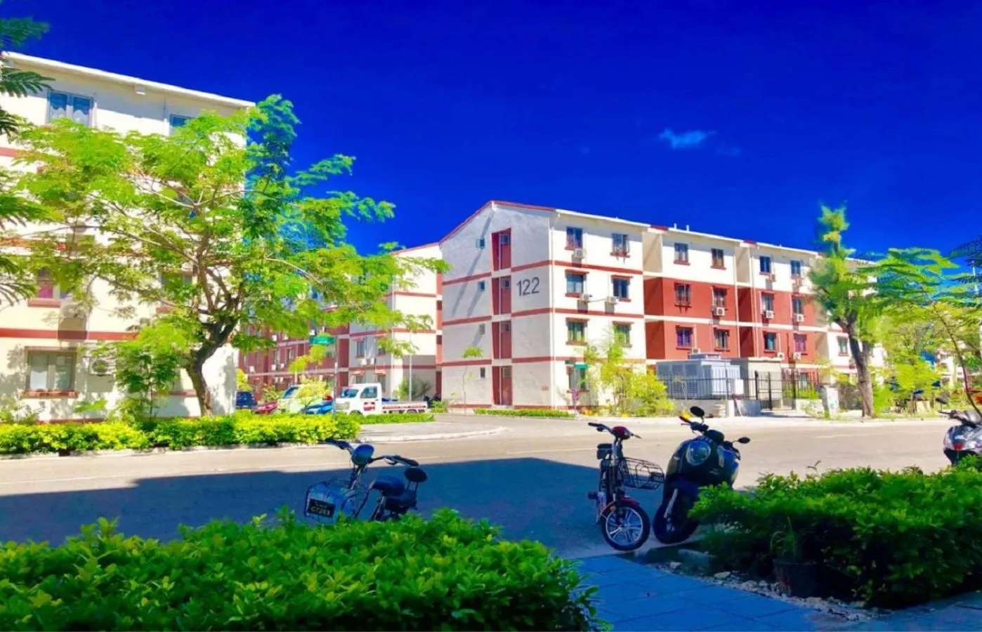 Property building in CONTENTO RETREAT