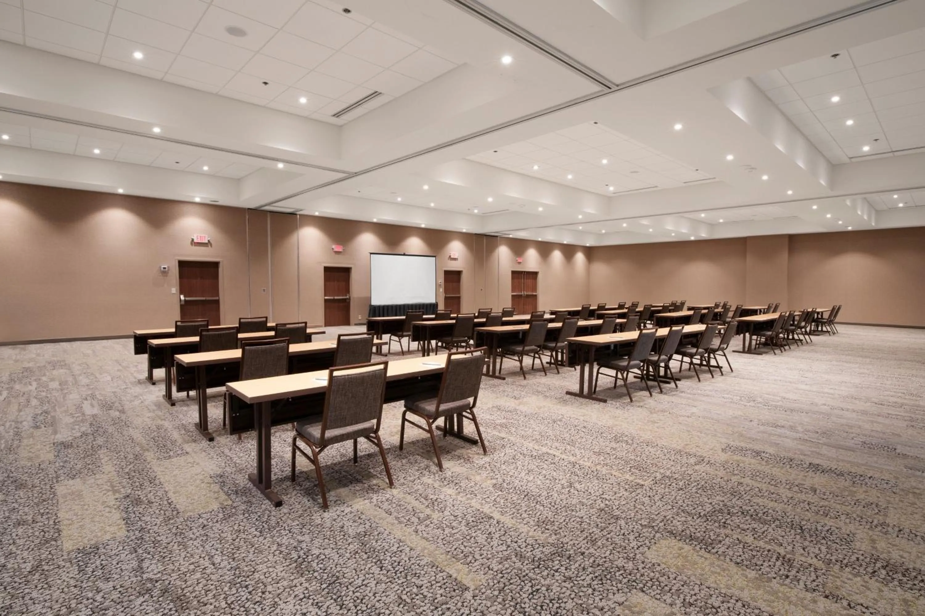 Meeting/conference room in Courtyard by Marriott Edina Bloomington