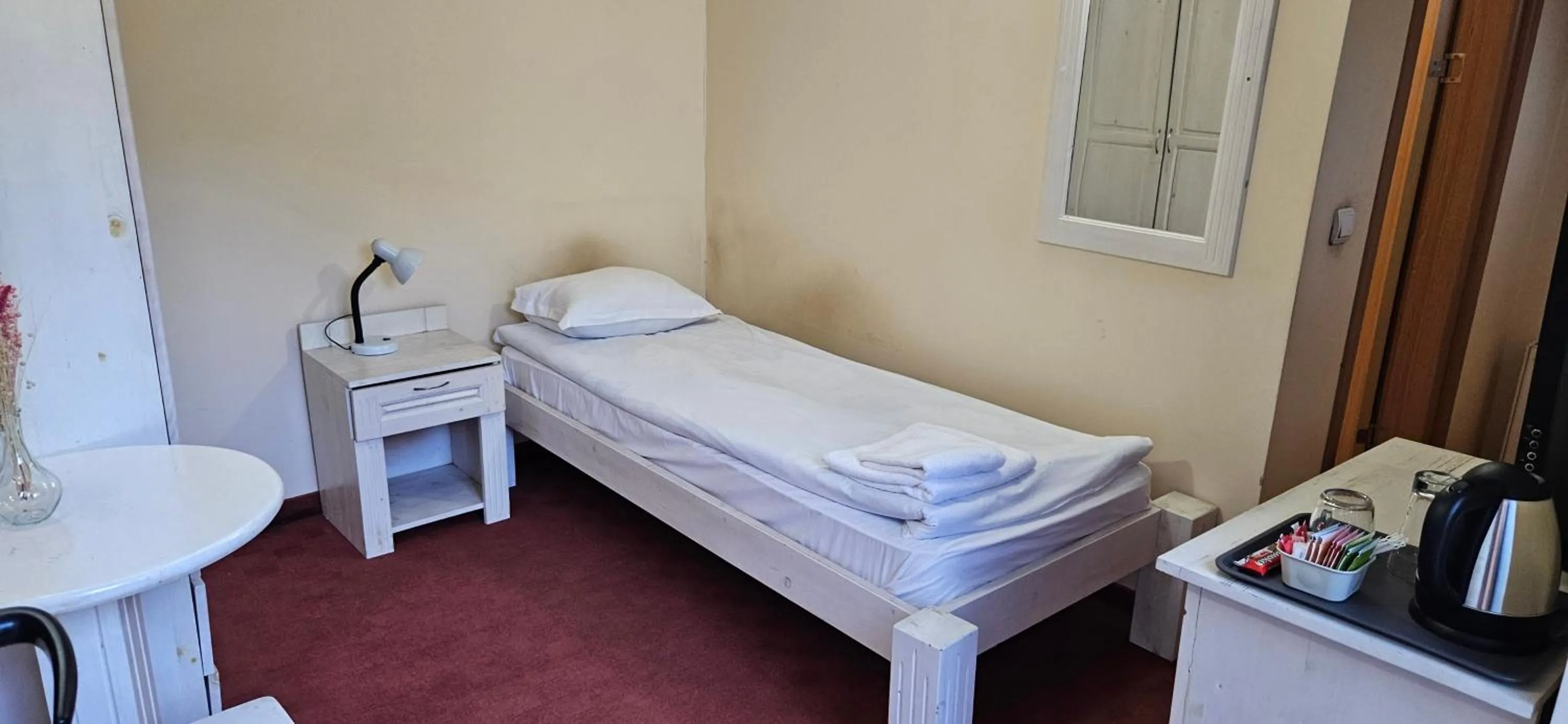 Photo of the whole room, Bed in Guest House ANEX