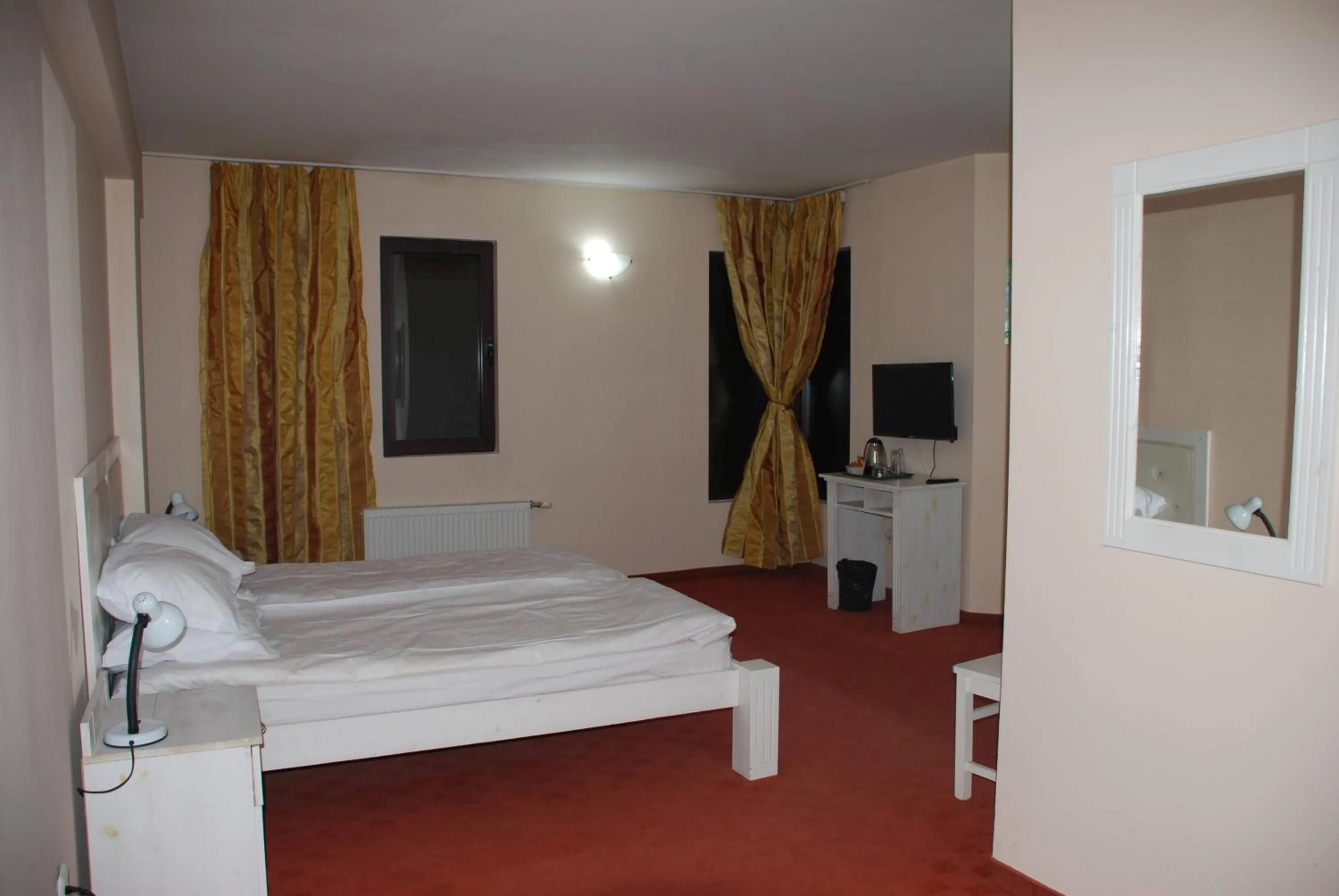 Photo of the whole room, Bed in Guest House ANEX