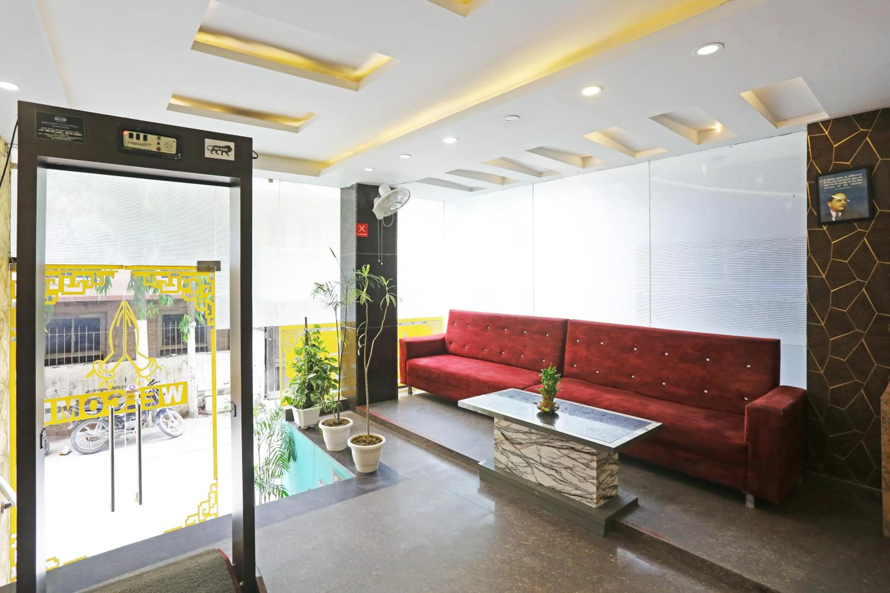 Lobby or reception in Hotel Star Inn-Near Delhi Airport