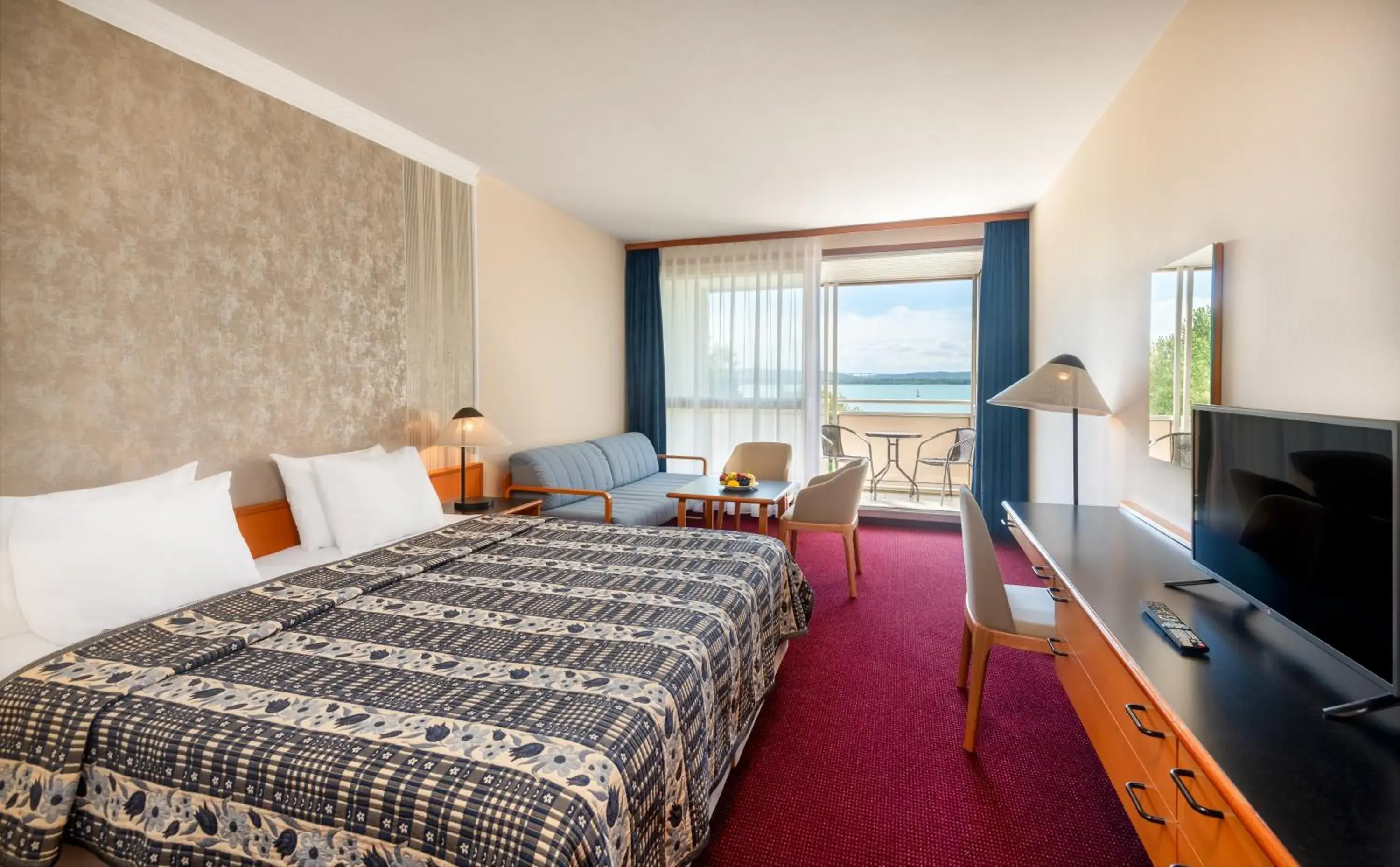 Deluxe Room in Hotel Club Tihany Deluxe Room in Hotel Club Tihany